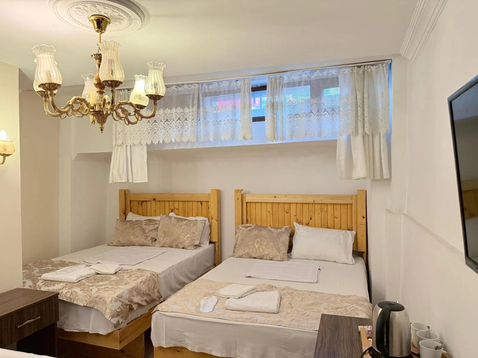 Bed in Magnificent Hotel