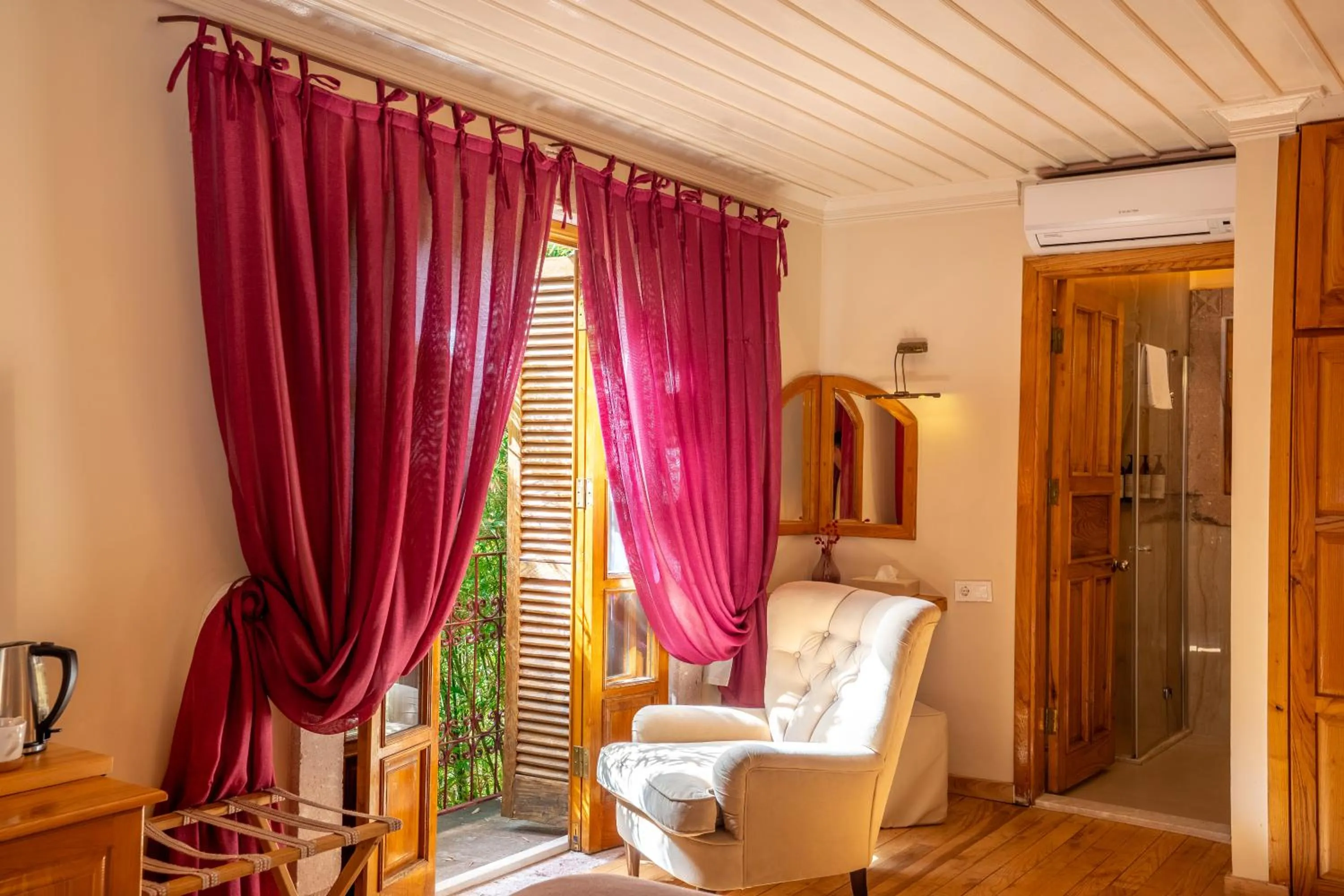 Seating area in Jade Residence