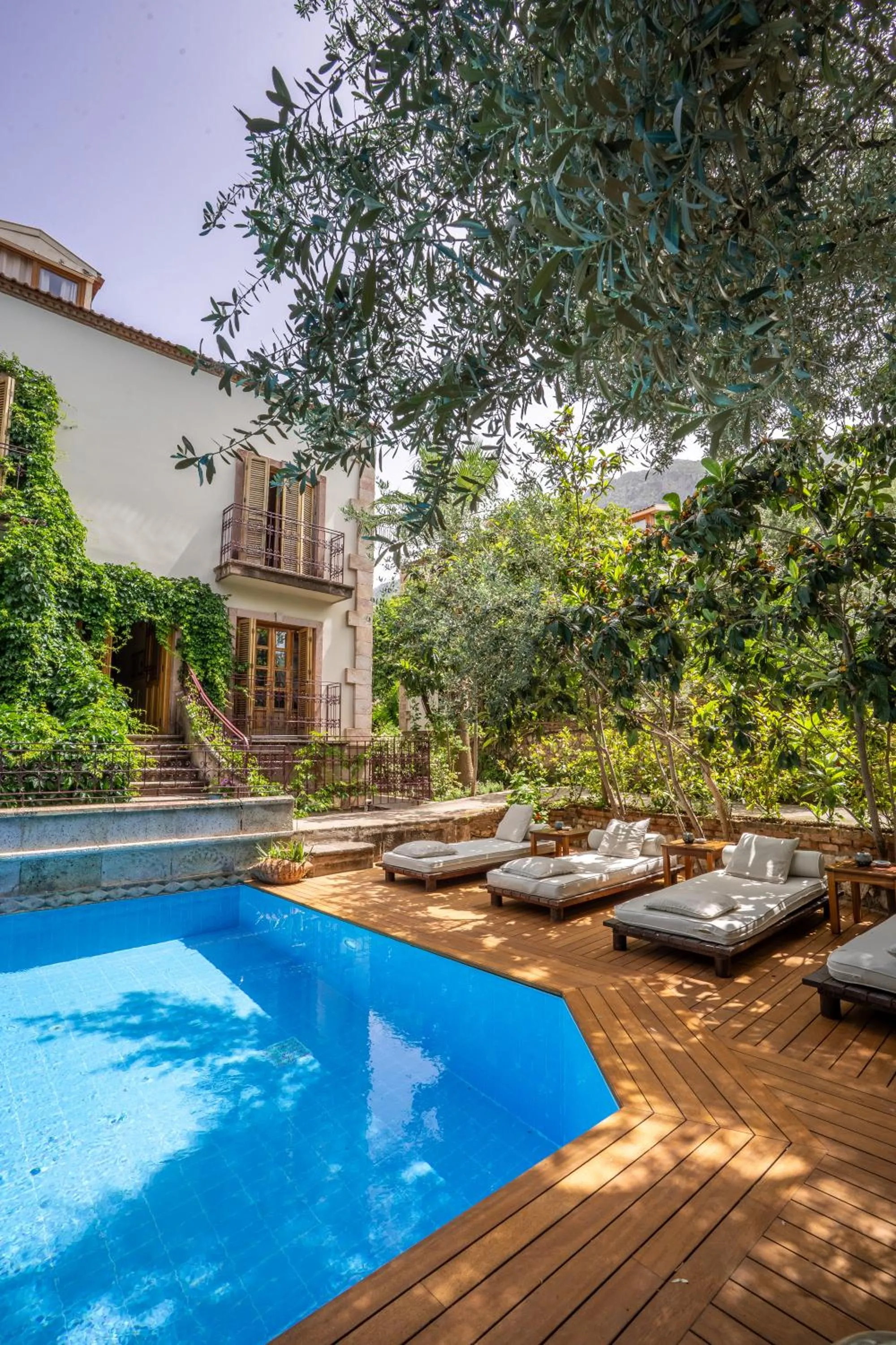 Property building in Jade Residence