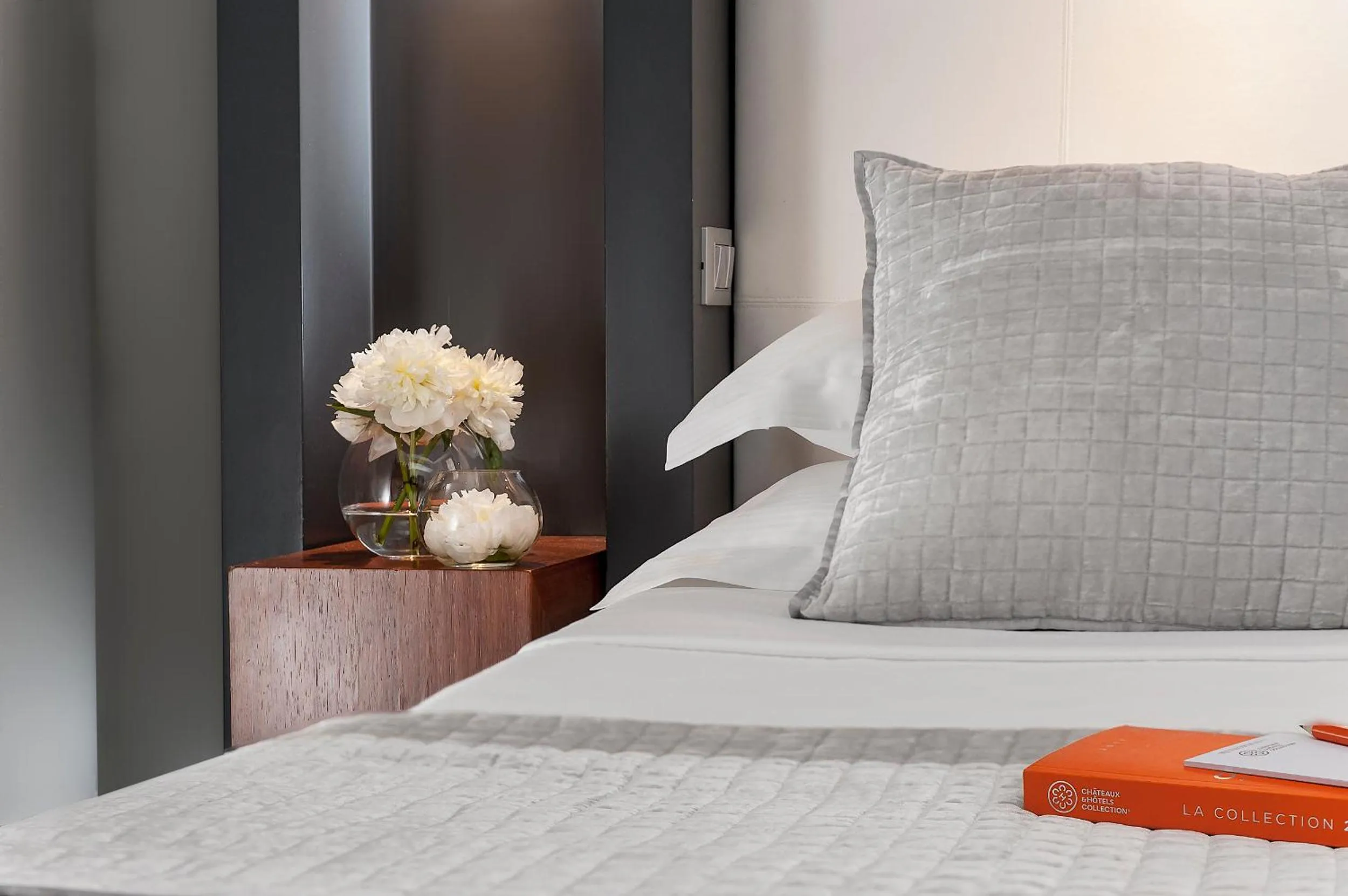 Bed in Hotel Metropolis