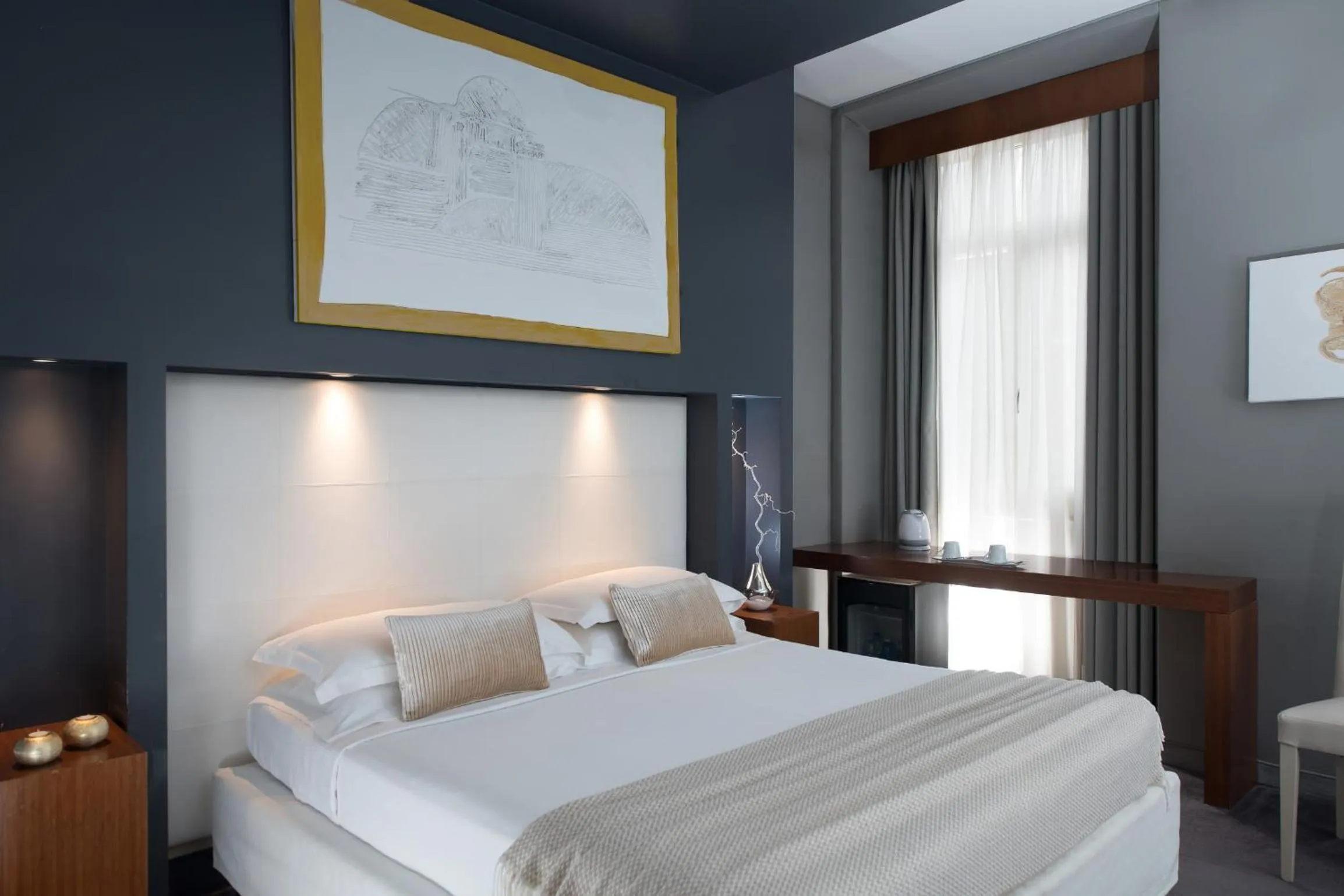 Photo of the whole room, Bed in Hotel Metropolis