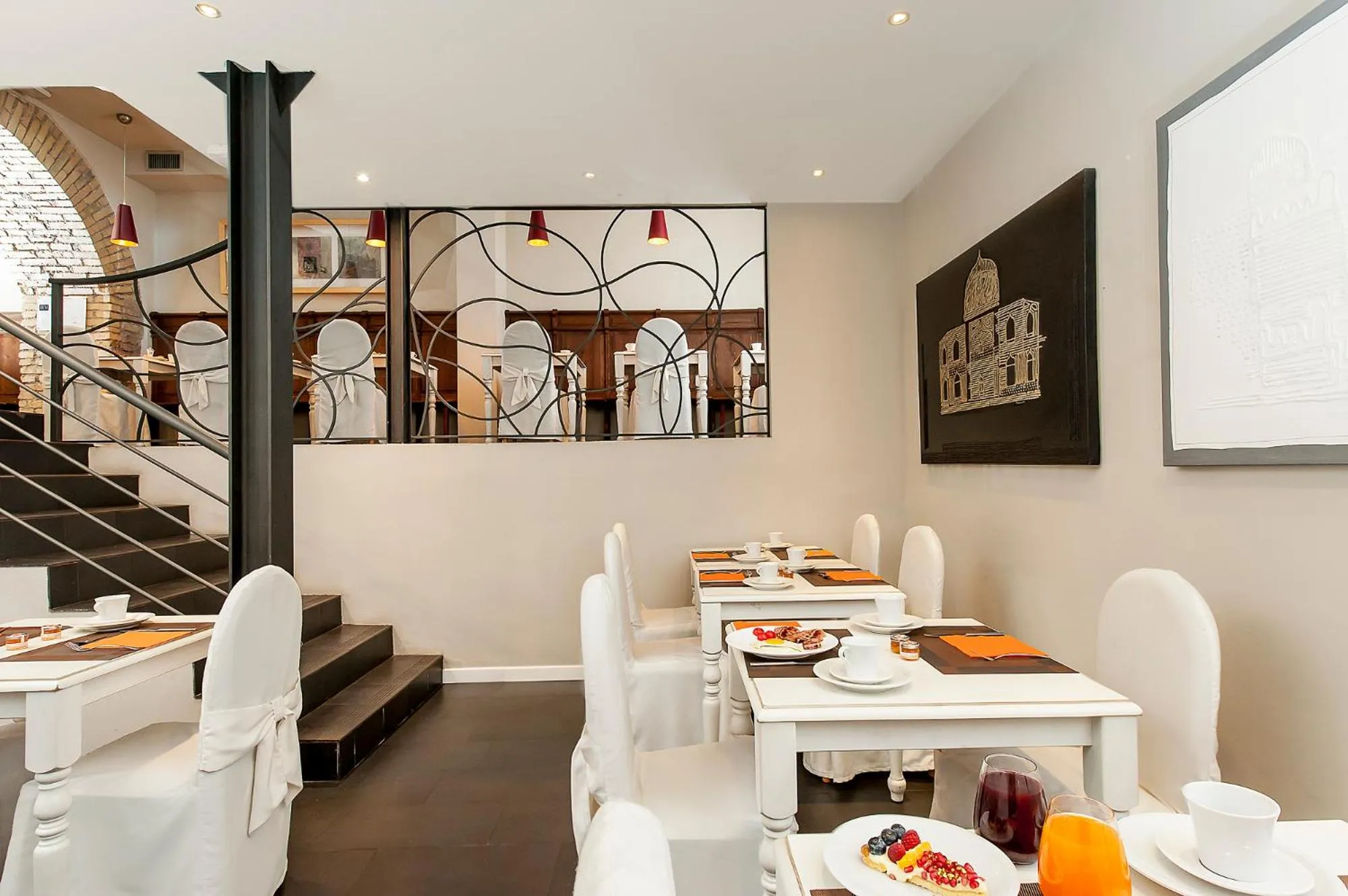 Breakfast in Hotel Metropolis