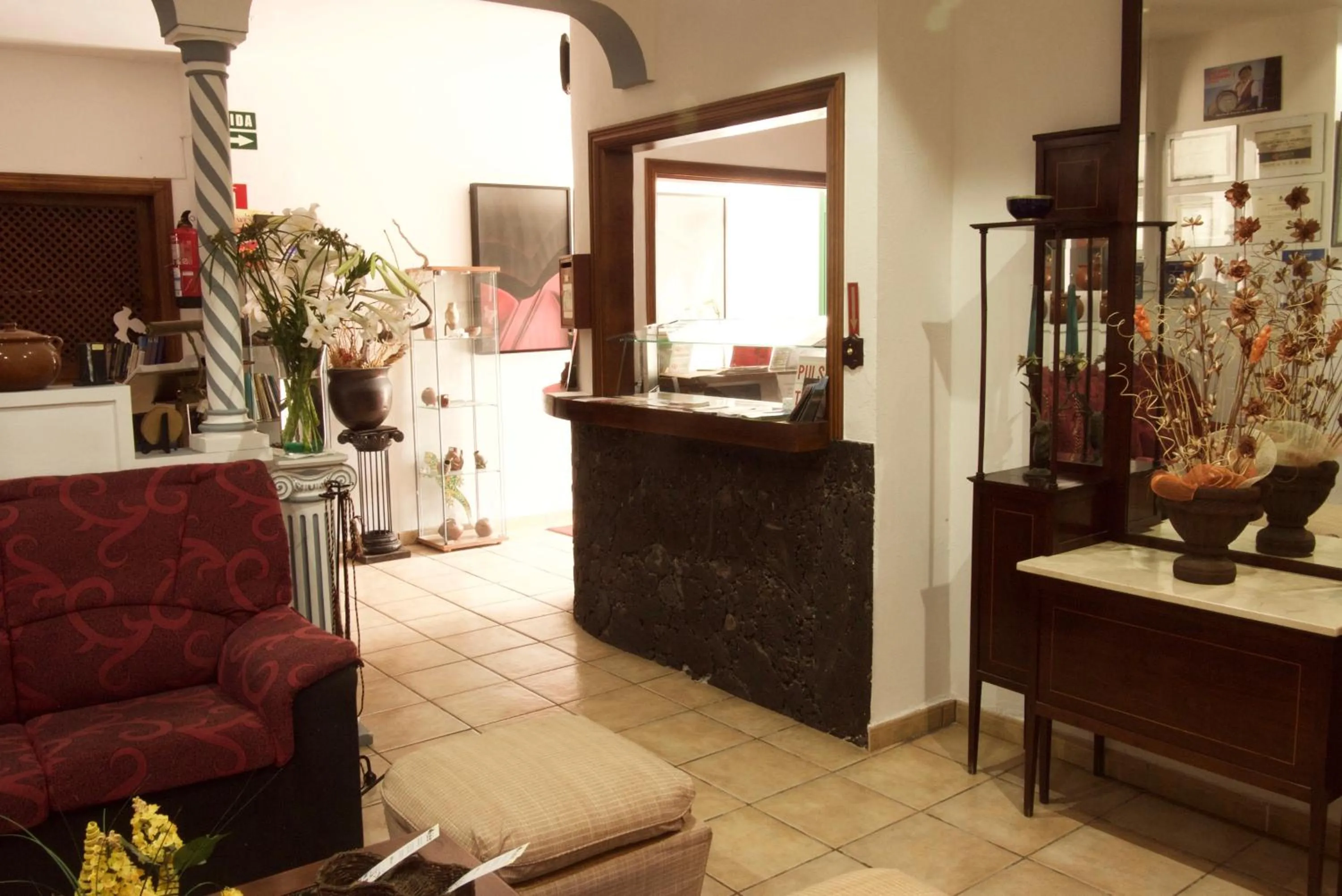 Lobby or reception in Hotel Ida Inés