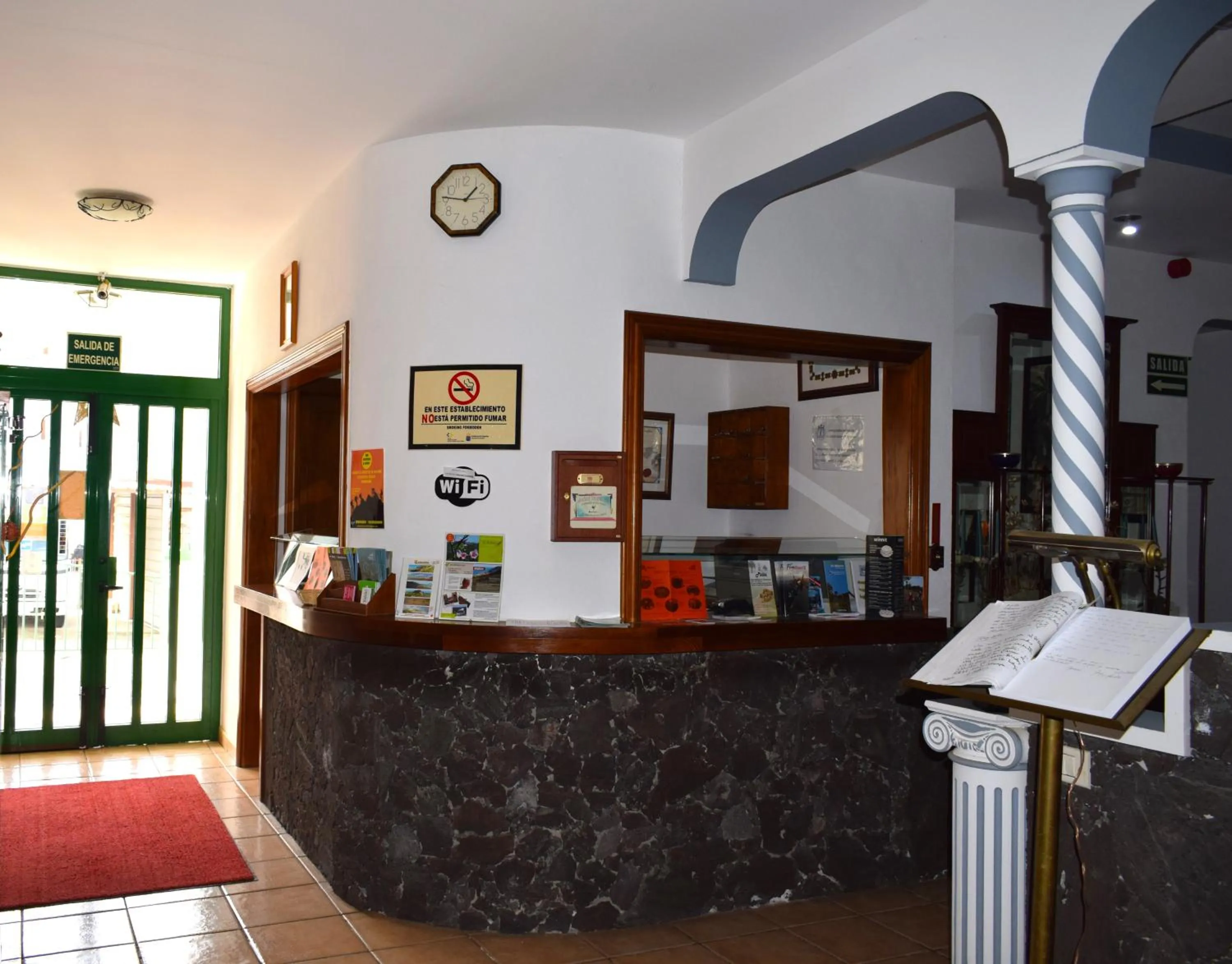 Lobby or reception in Hotel Ida Inés