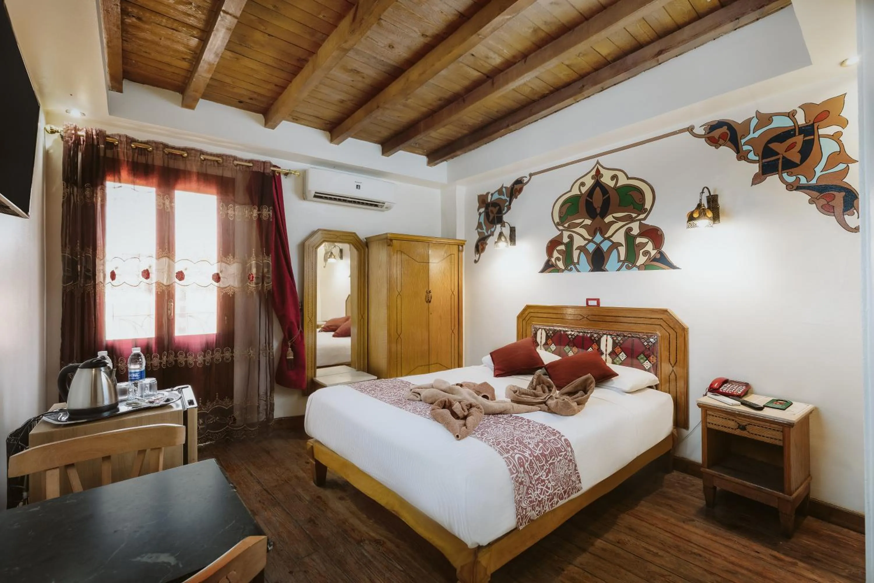 Bed in Nefertiti Hotel Luxor