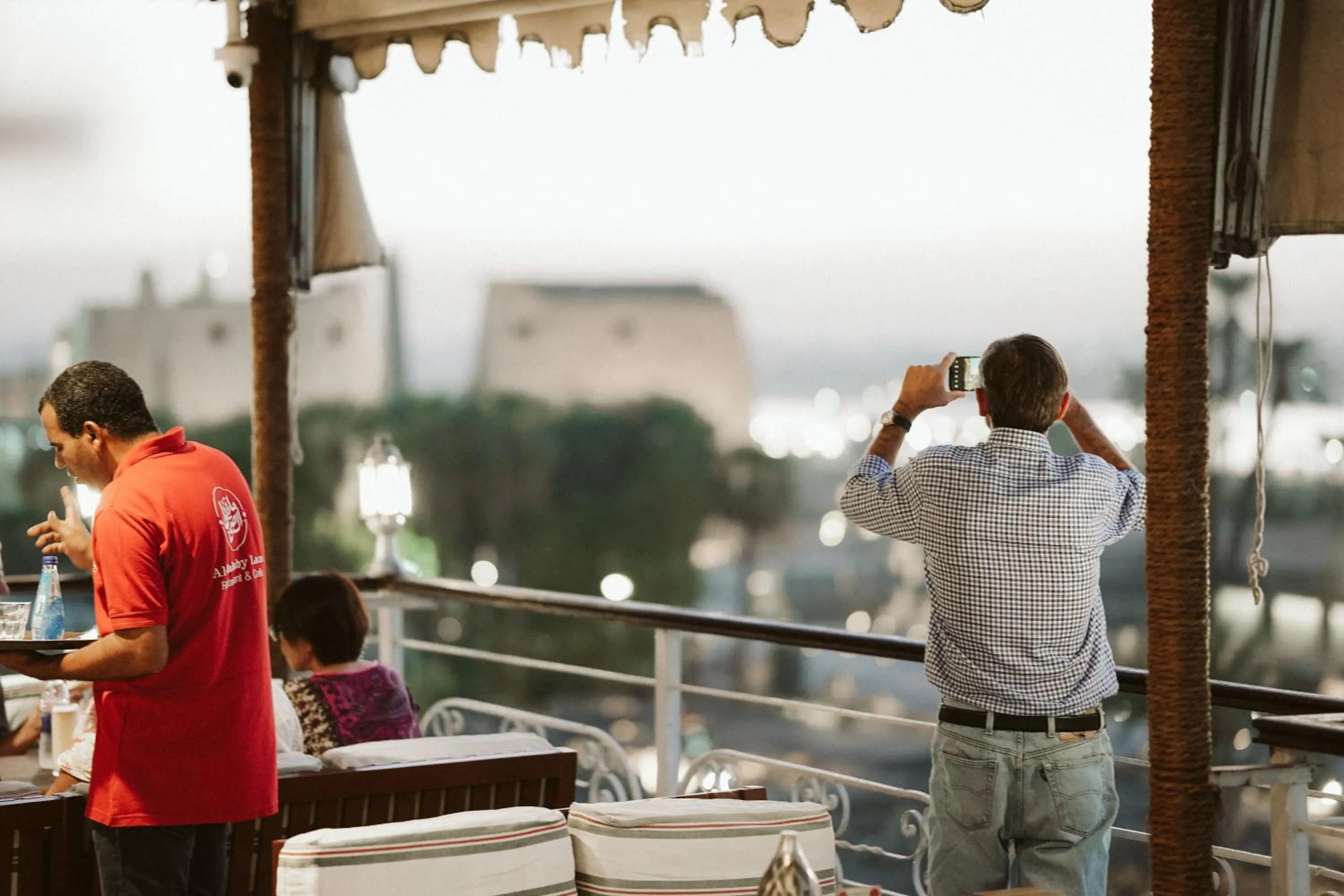 Restaurant/places to eat in Nefertiti Hotel Luxor