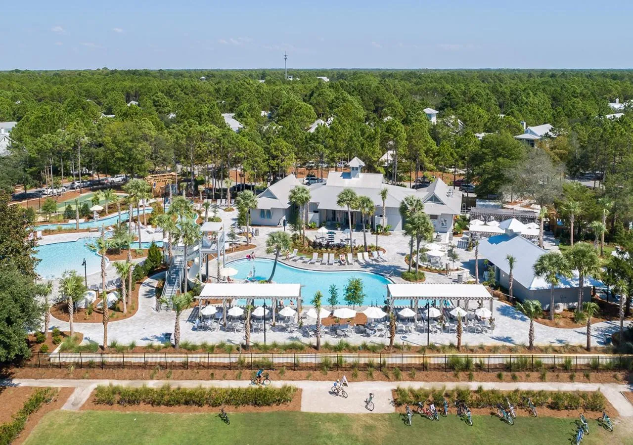 Swimming pool in WaterColor Inn & Resort