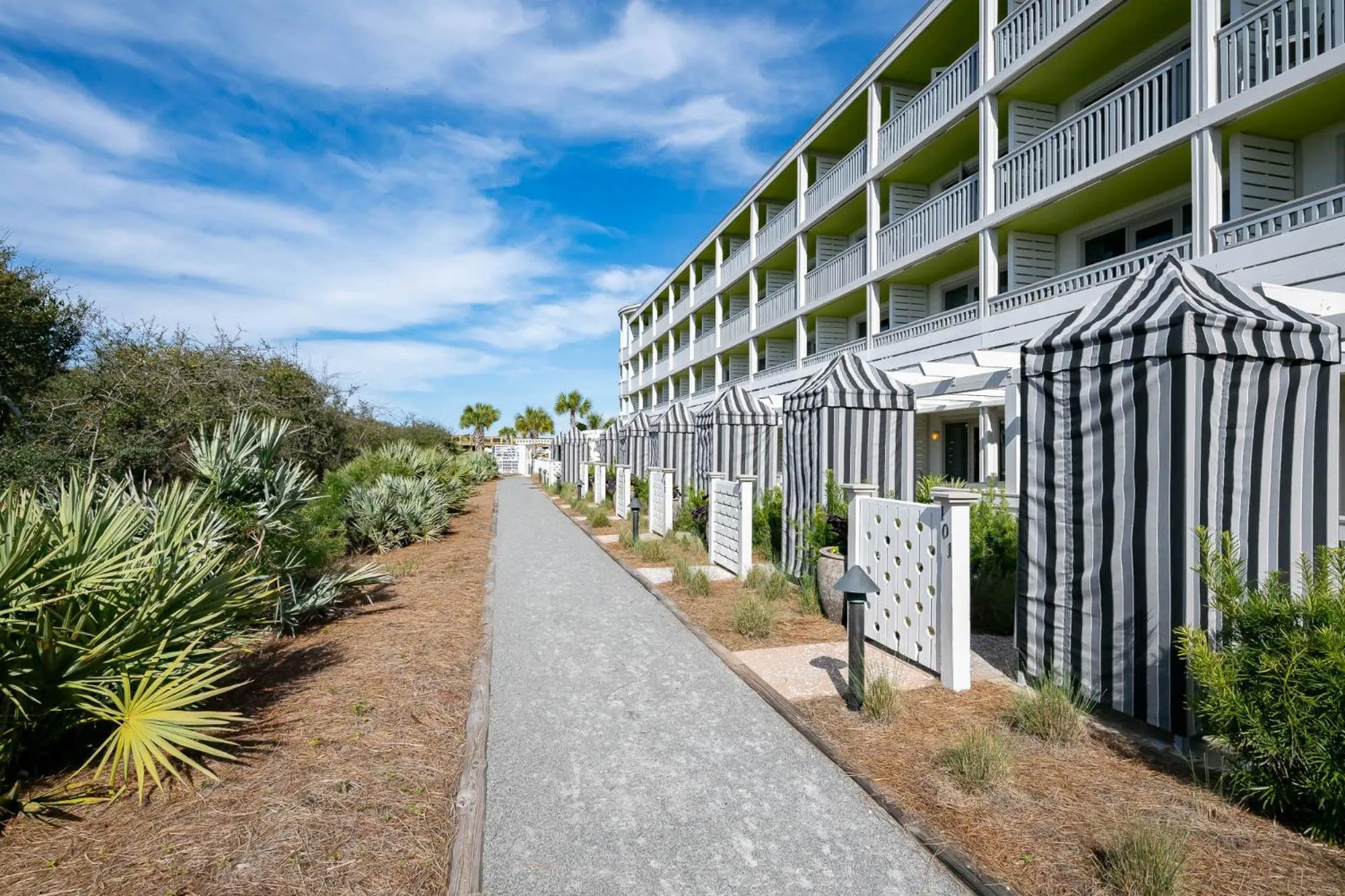 WaterColor Inn & Resort