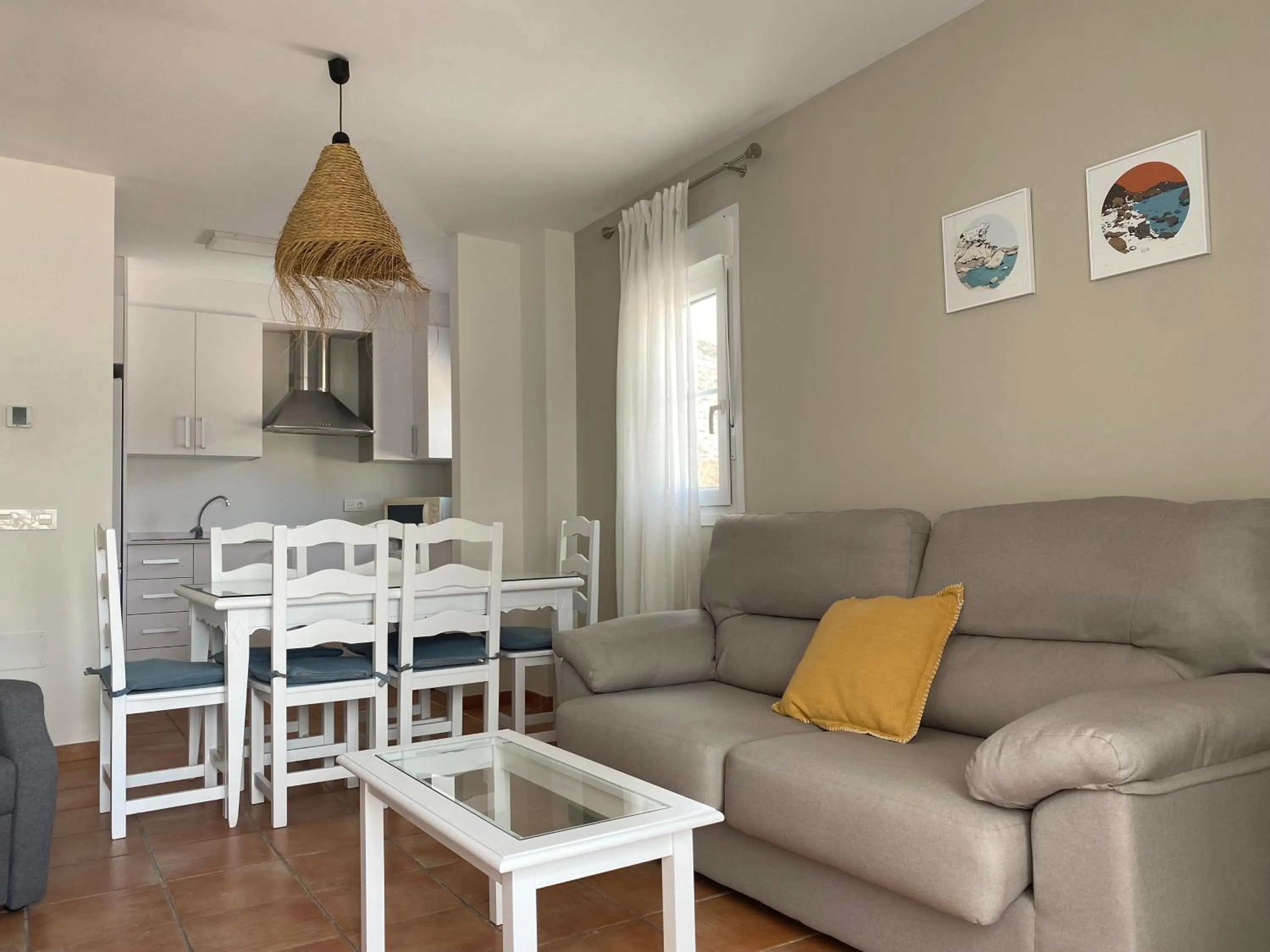 Kitchen or kitchenette in Apartahotel Vistamar San José