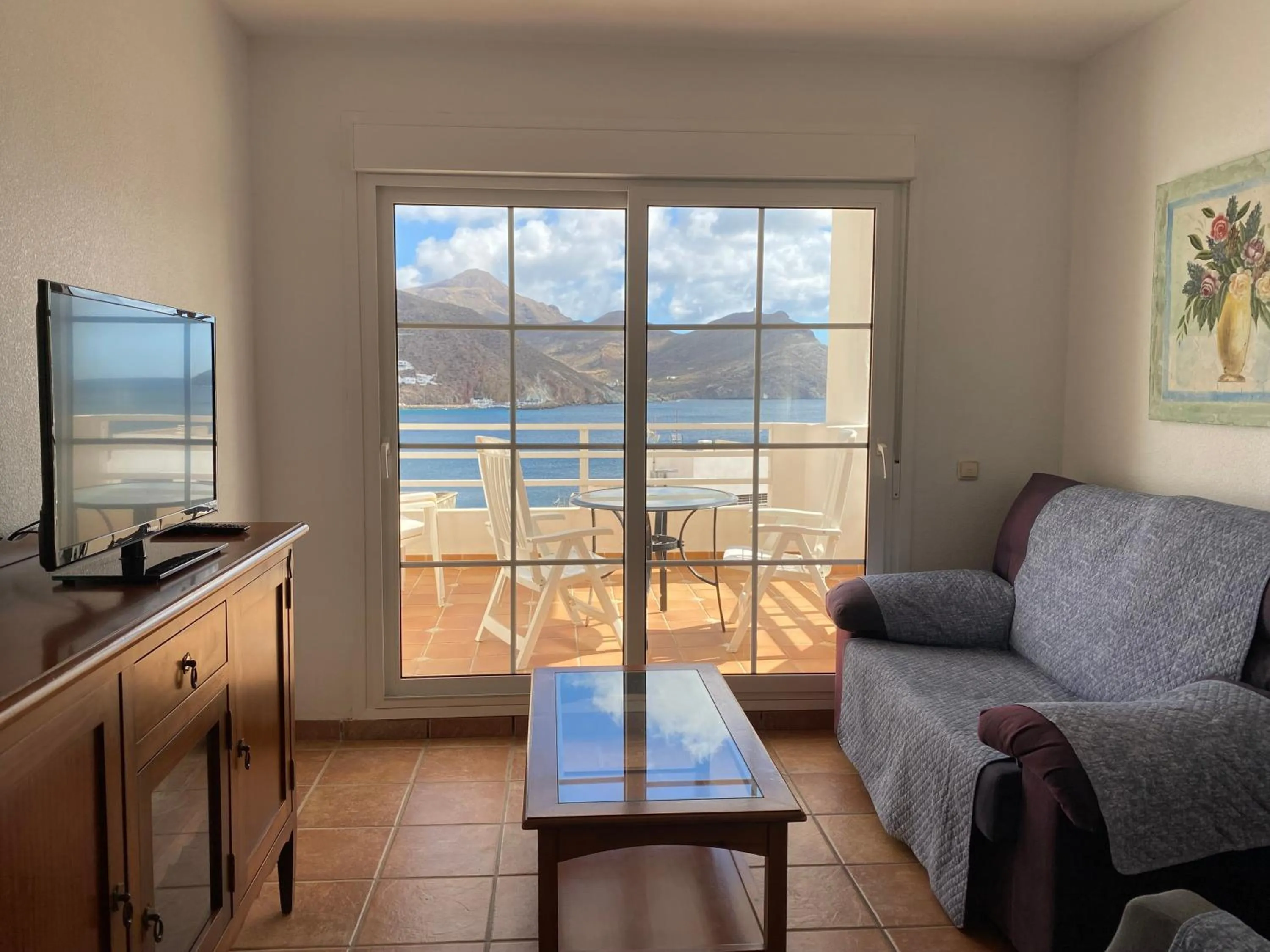 Living room in Apartahotel Vistamar San José