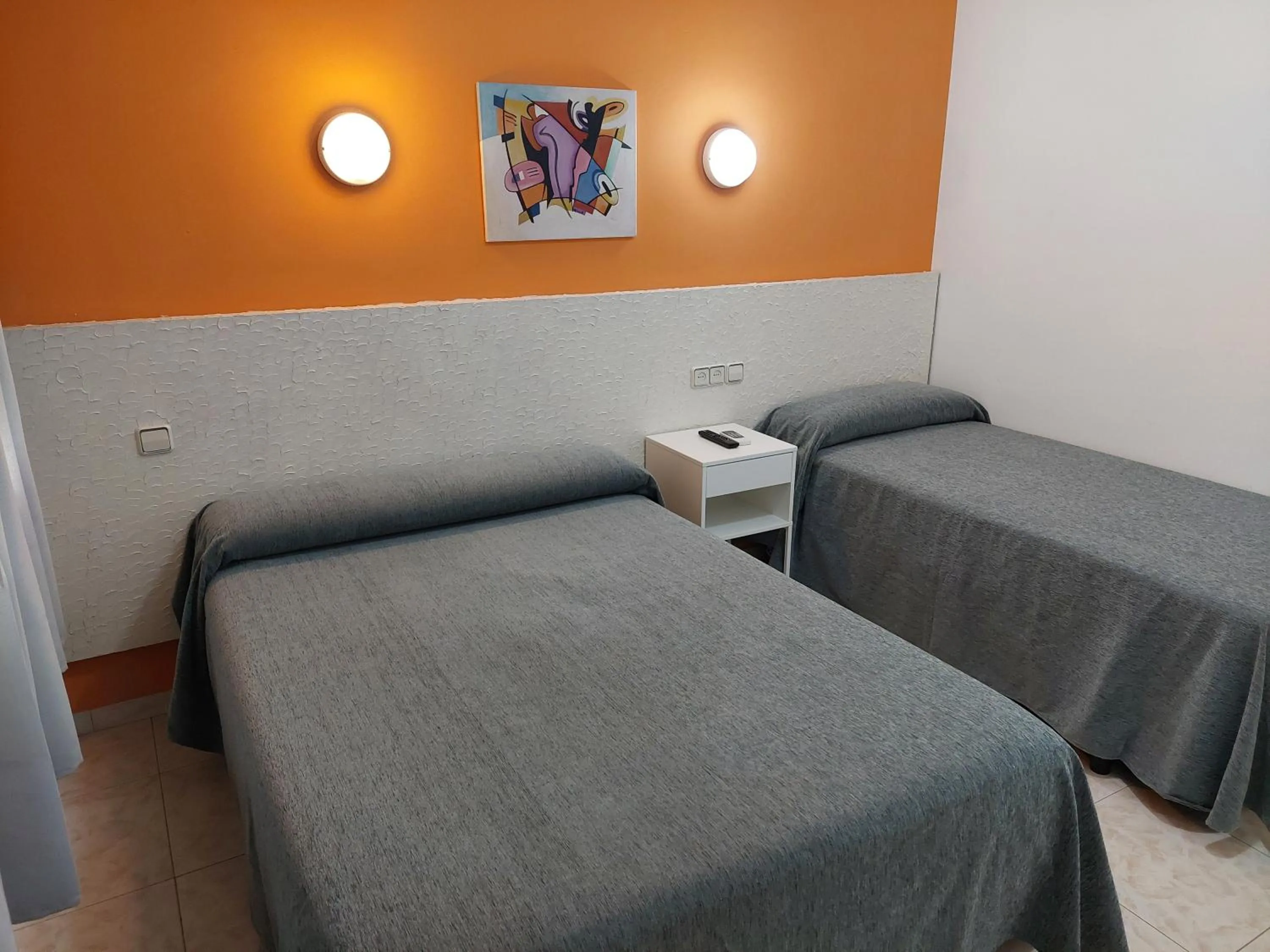 Bedroom, Bed in Hotel Cervantes