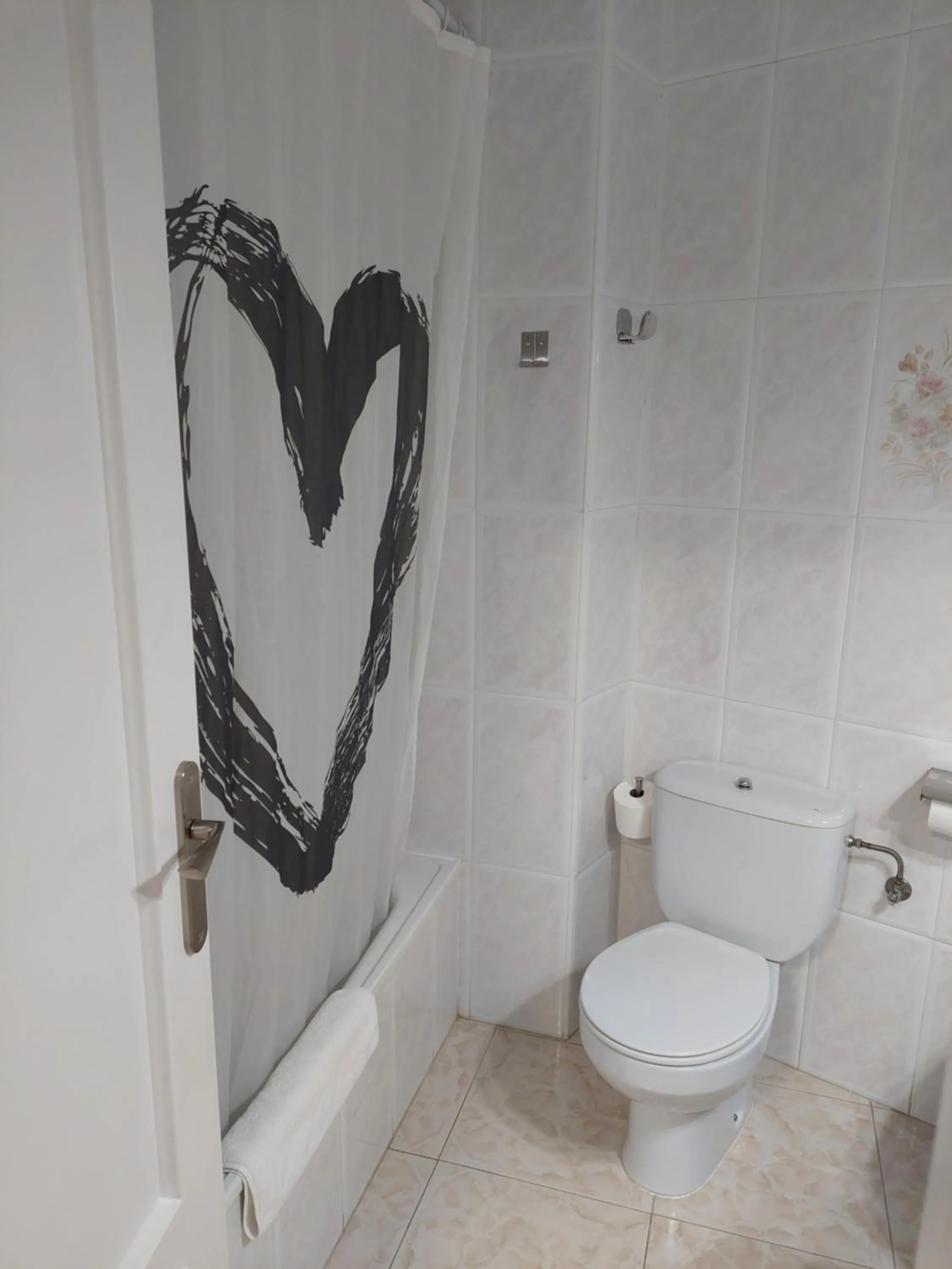 Bathroom in Hotel Cervantes