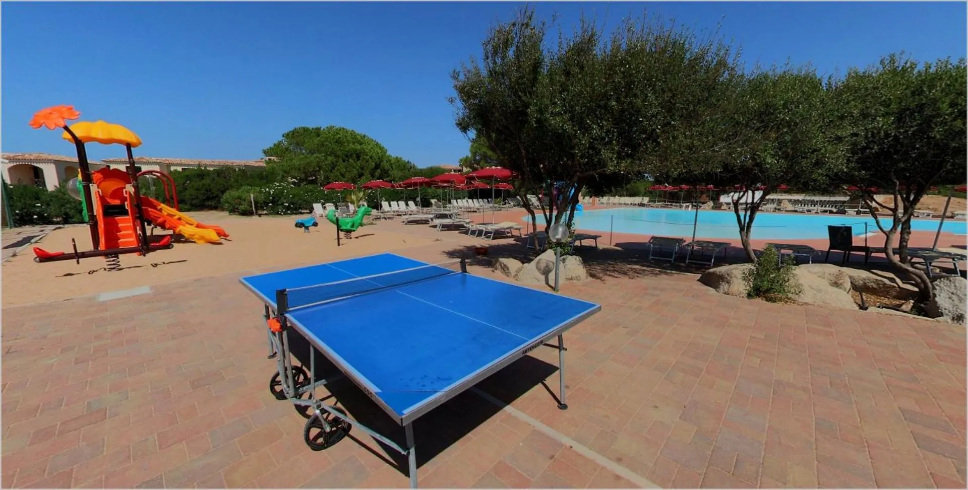 Table tennis in Club Esse Gallura
