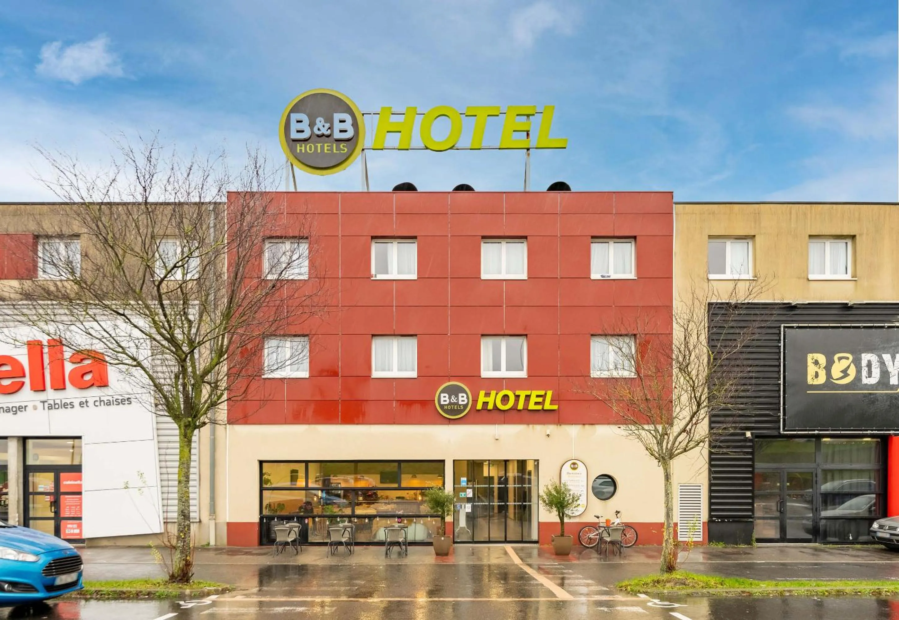 Property building in B&B HOTEL Maubeuge-Louvroil