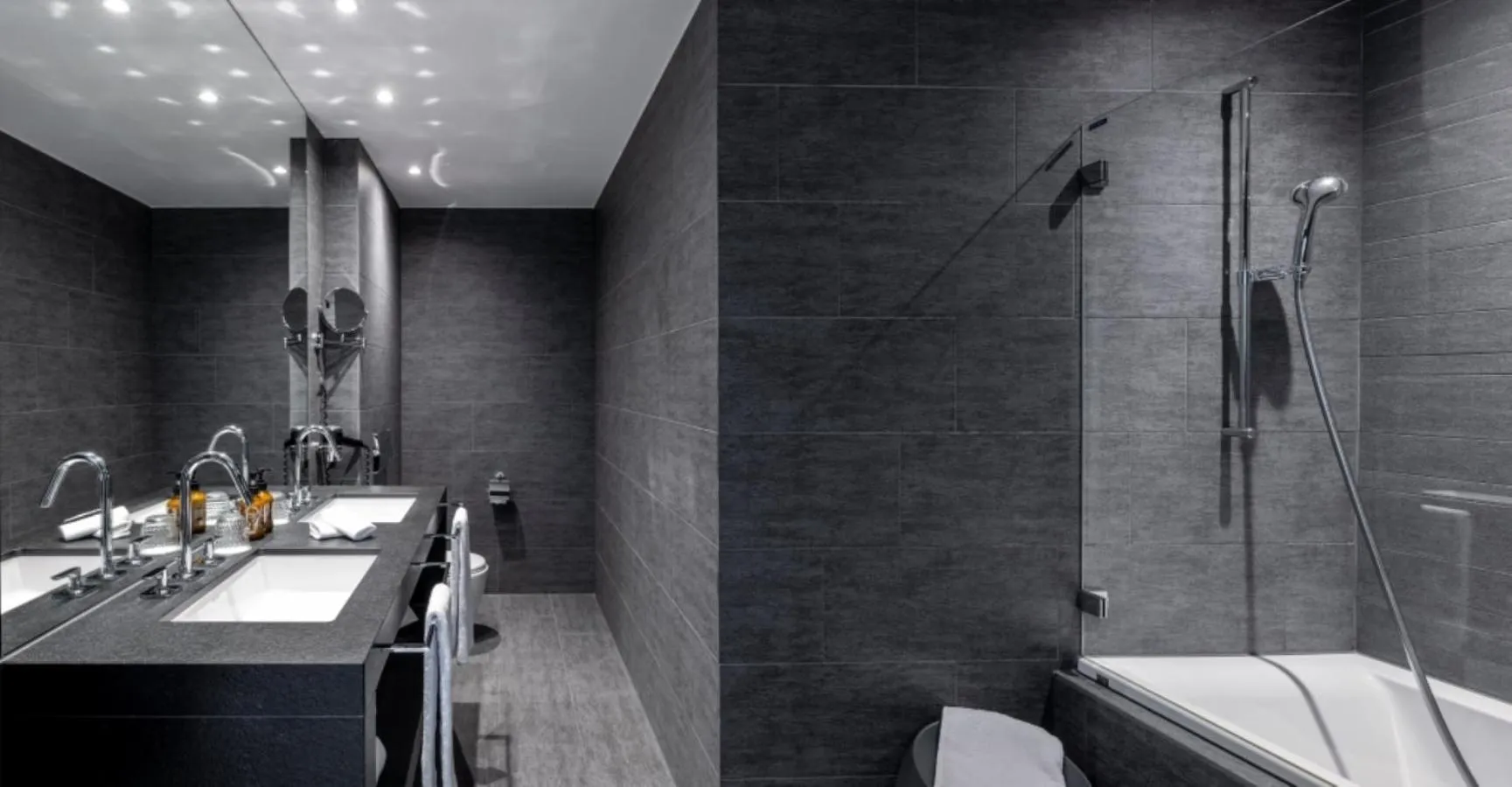 Shower in Hotel Vitznauerhof - Lifestyle Hideaway at Lake Lucerne