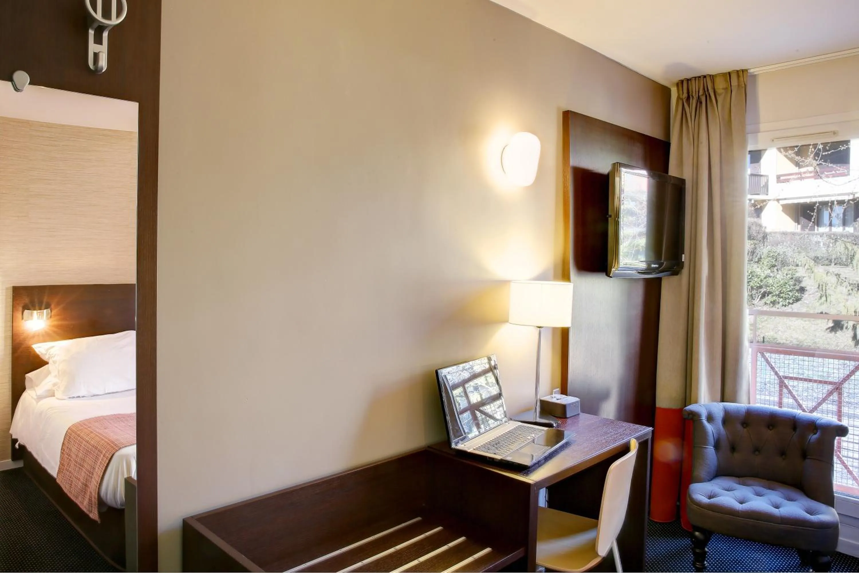 TV and multimedia, Bed in Best Western Hotel Gap