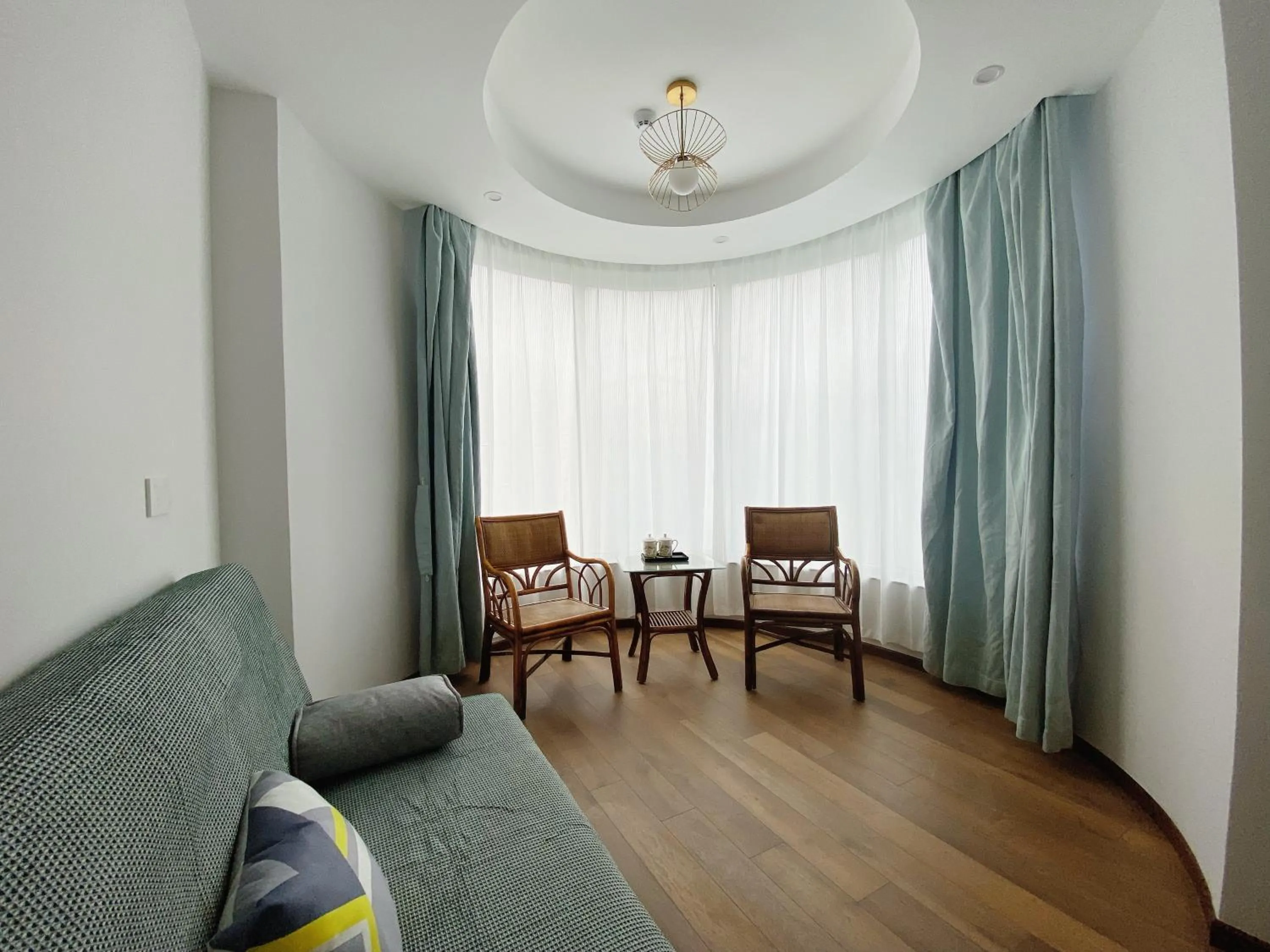 Living room in Beijing RJ Brown City Center Hotel Tian An Men & Forbidden City