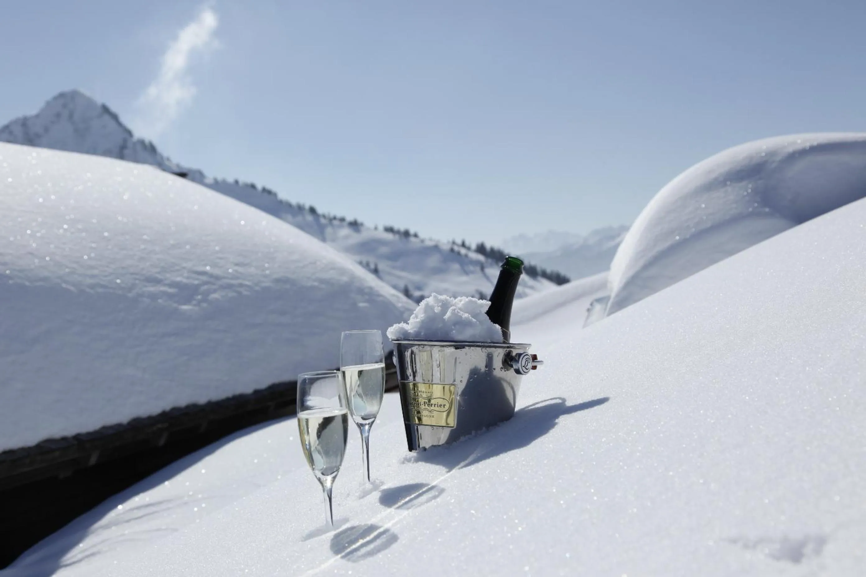 Drinks in Alpine Lifestyle Berghotel Madlener