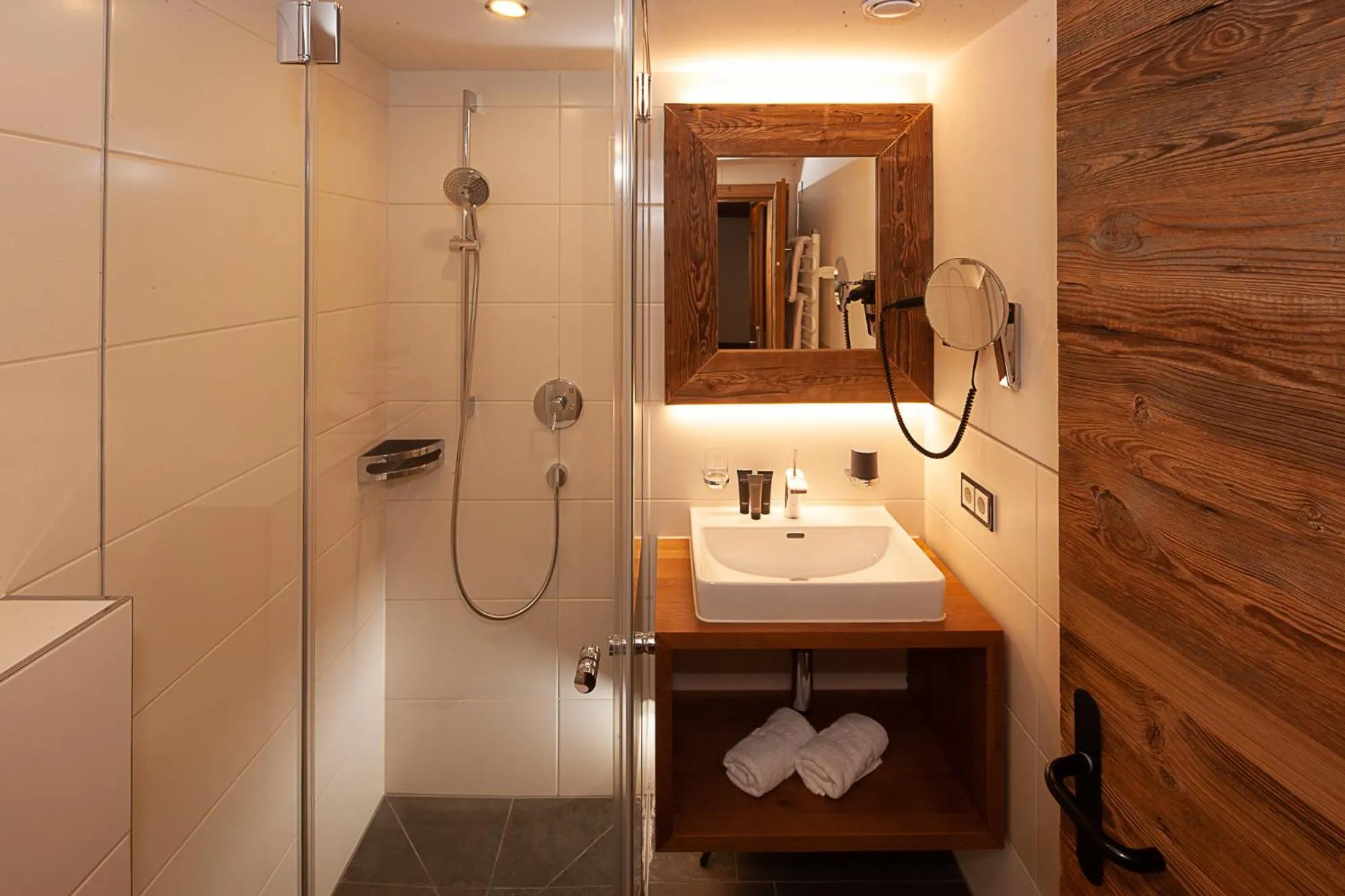 Shower in Alpine Lifestyle Berghotel Madlener