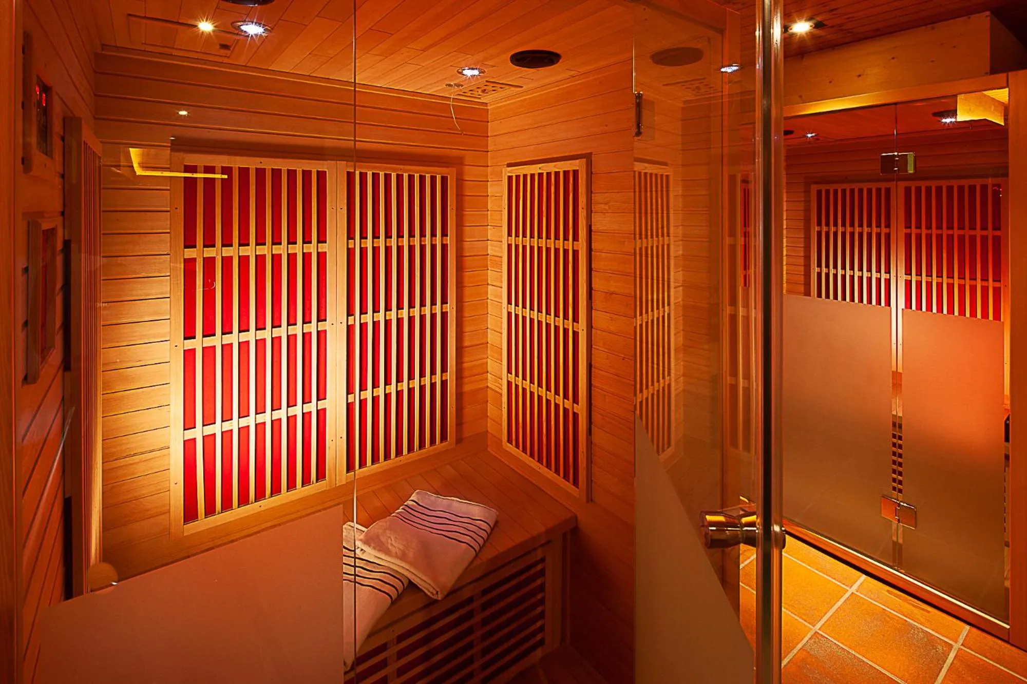 Sauna in Alpine Lifestyle Berghotel Madlener