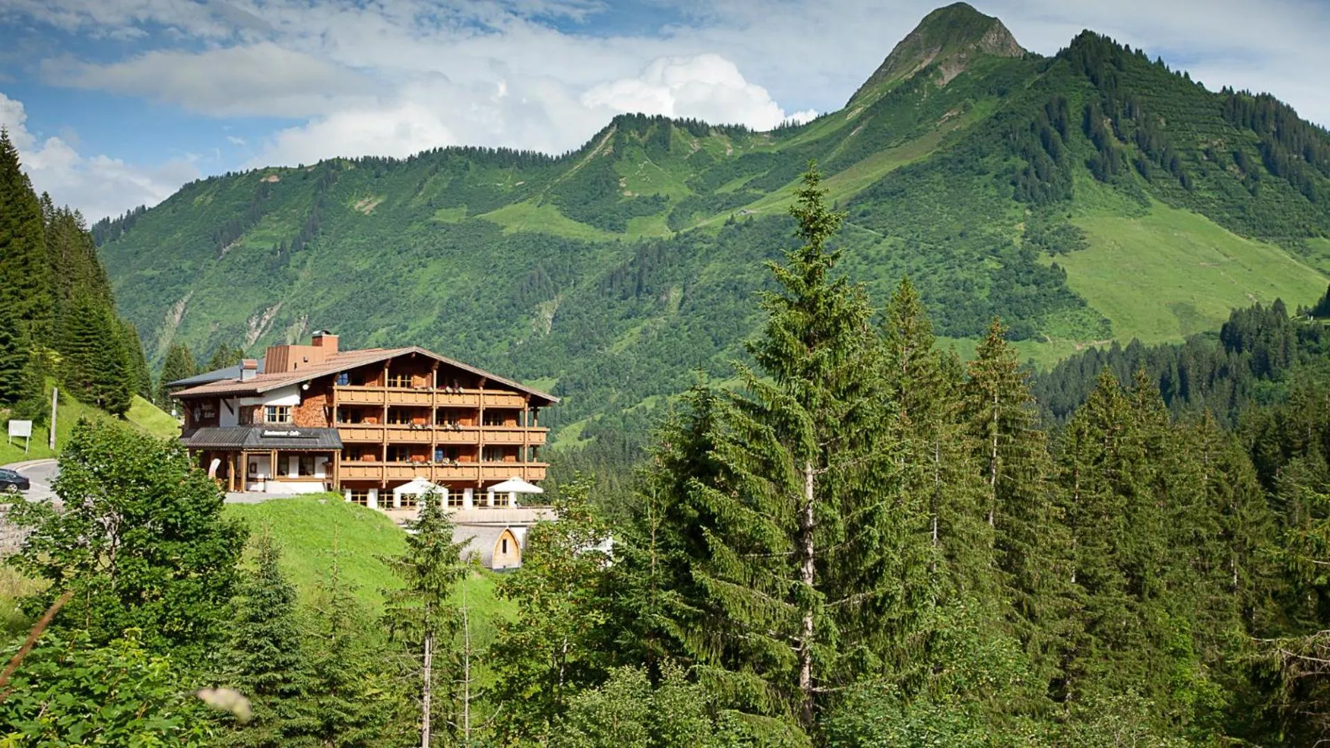 Property building in Alpine Lifestyle Berghotel Madlener