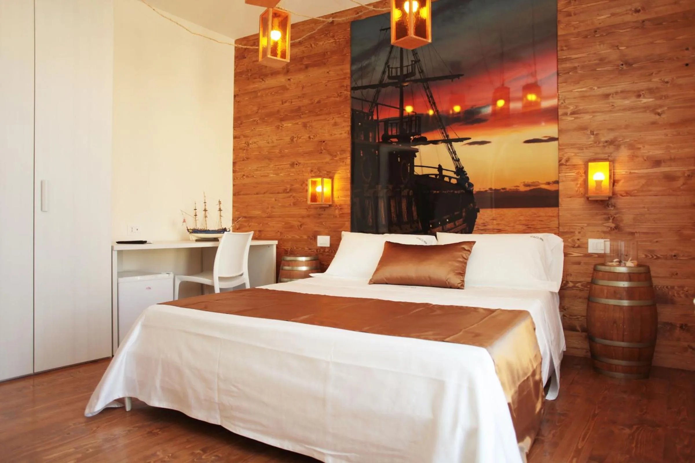 Photo of the whole room, Bed in Rivazzurra Design Rooms