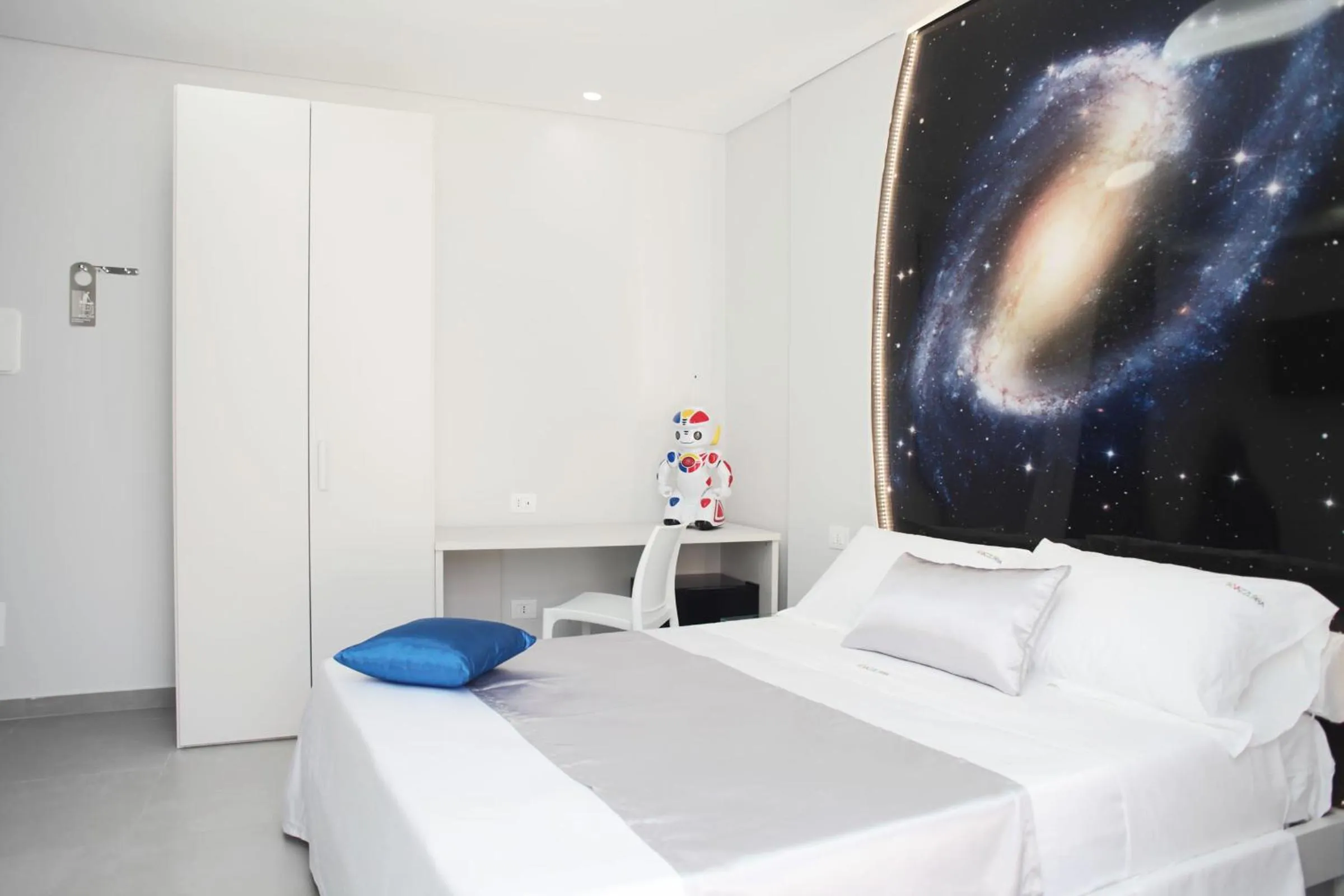 Photo of the whole room, Bed in Rivazzurra Design Rooms