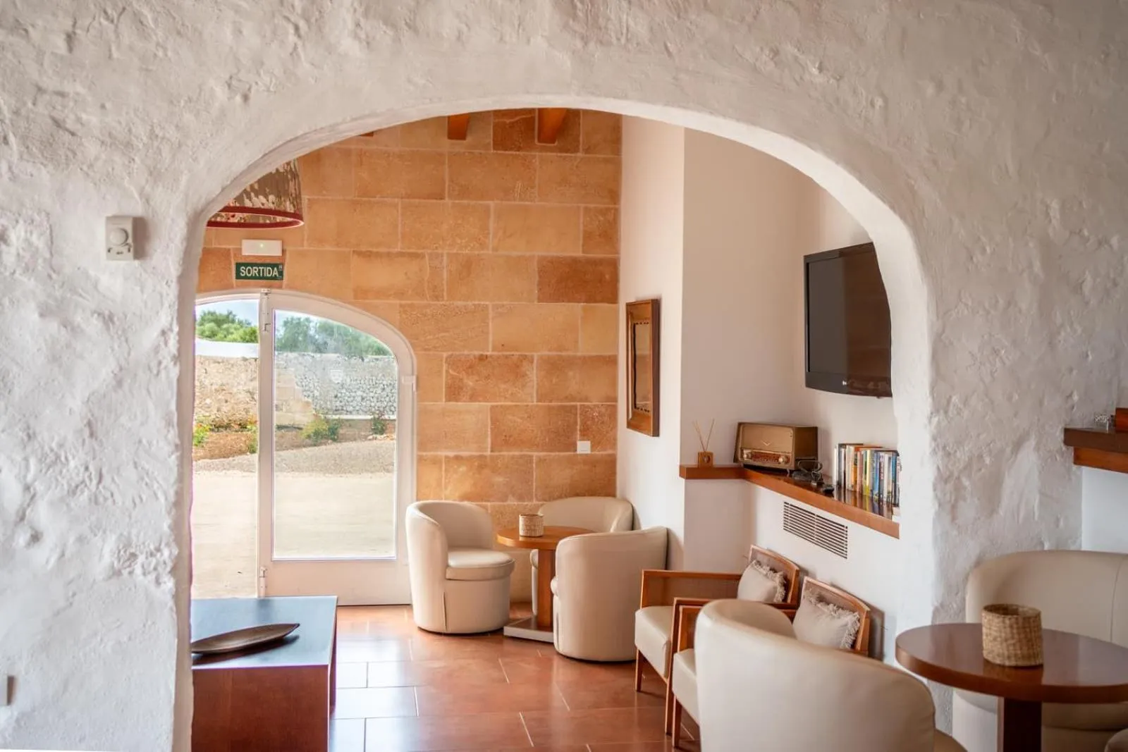 Lounge or bar in Hotel Rural Binigaus Vell