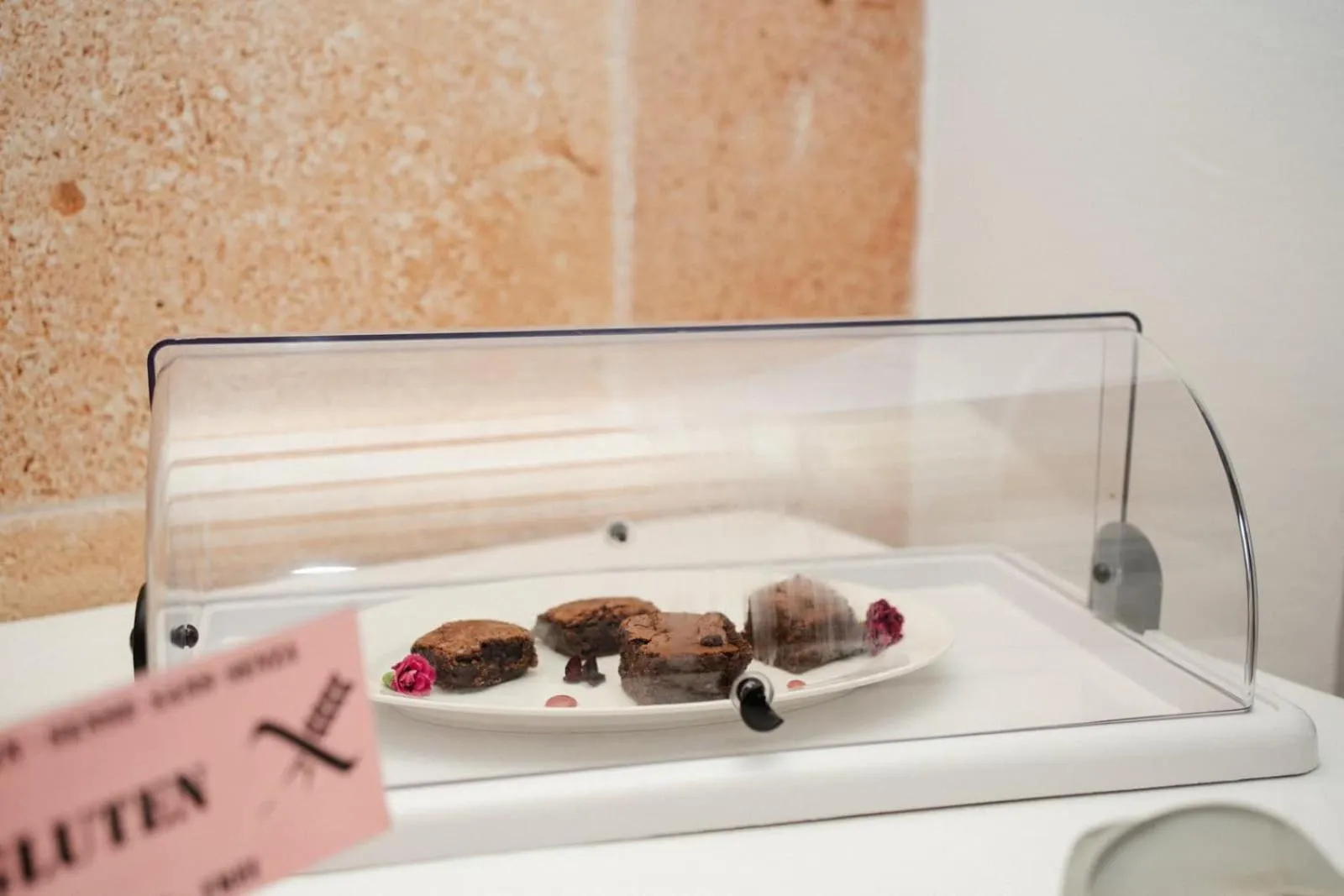 Buffet breakfast in Hotel Rural Binigaus Vell