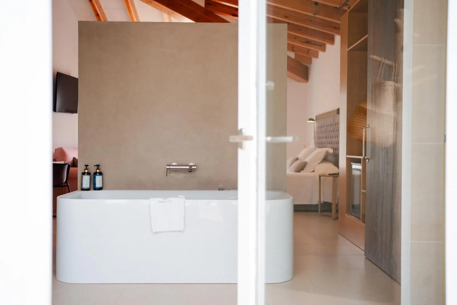 Hot Tub in Hotel Rural Binigaus Vell