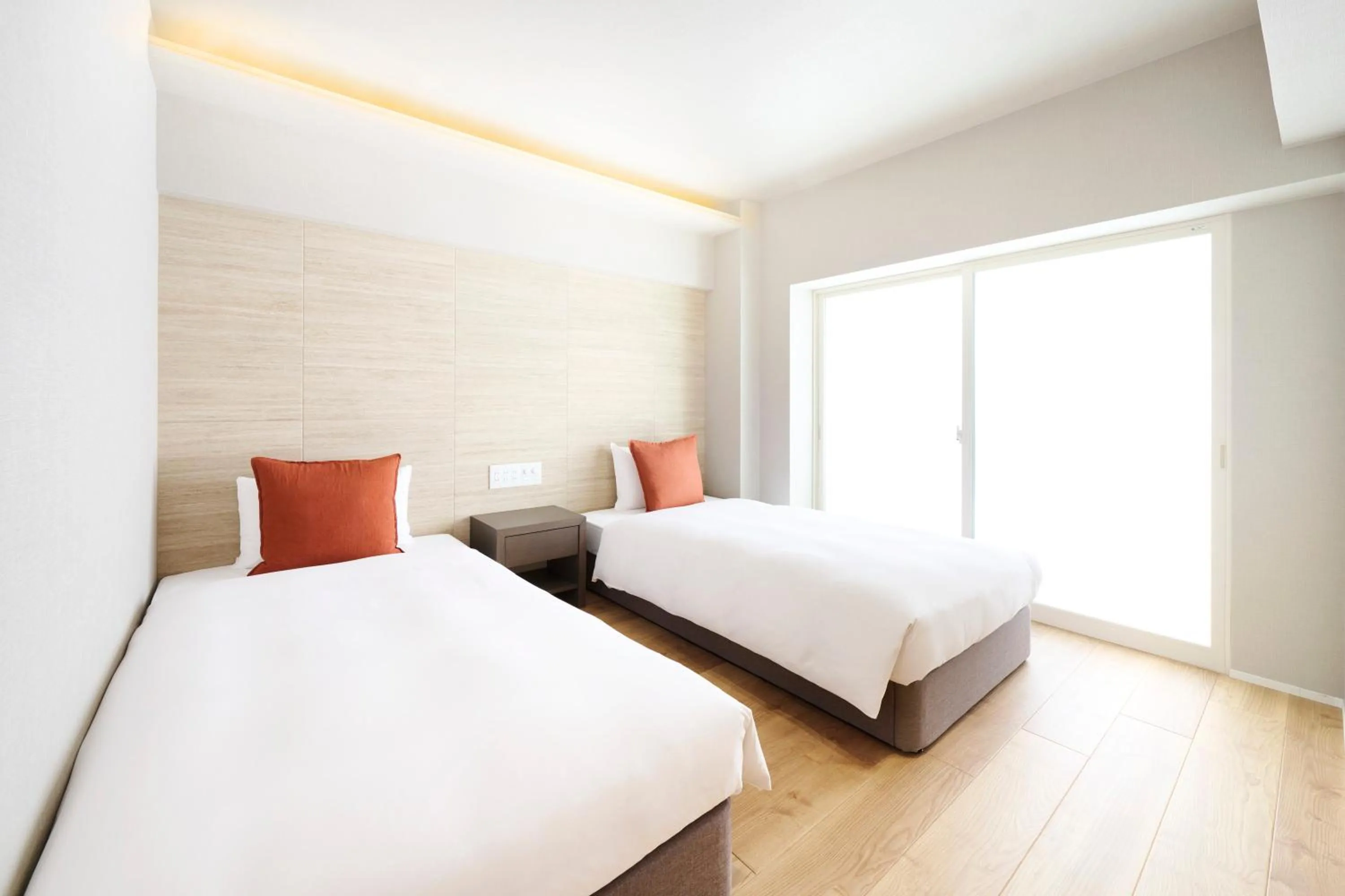 Photo of the whole room, Bed in montan HAKATA