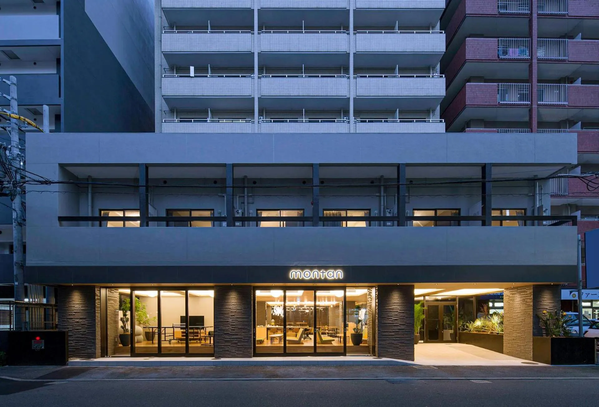 Property building in montan HAKATA