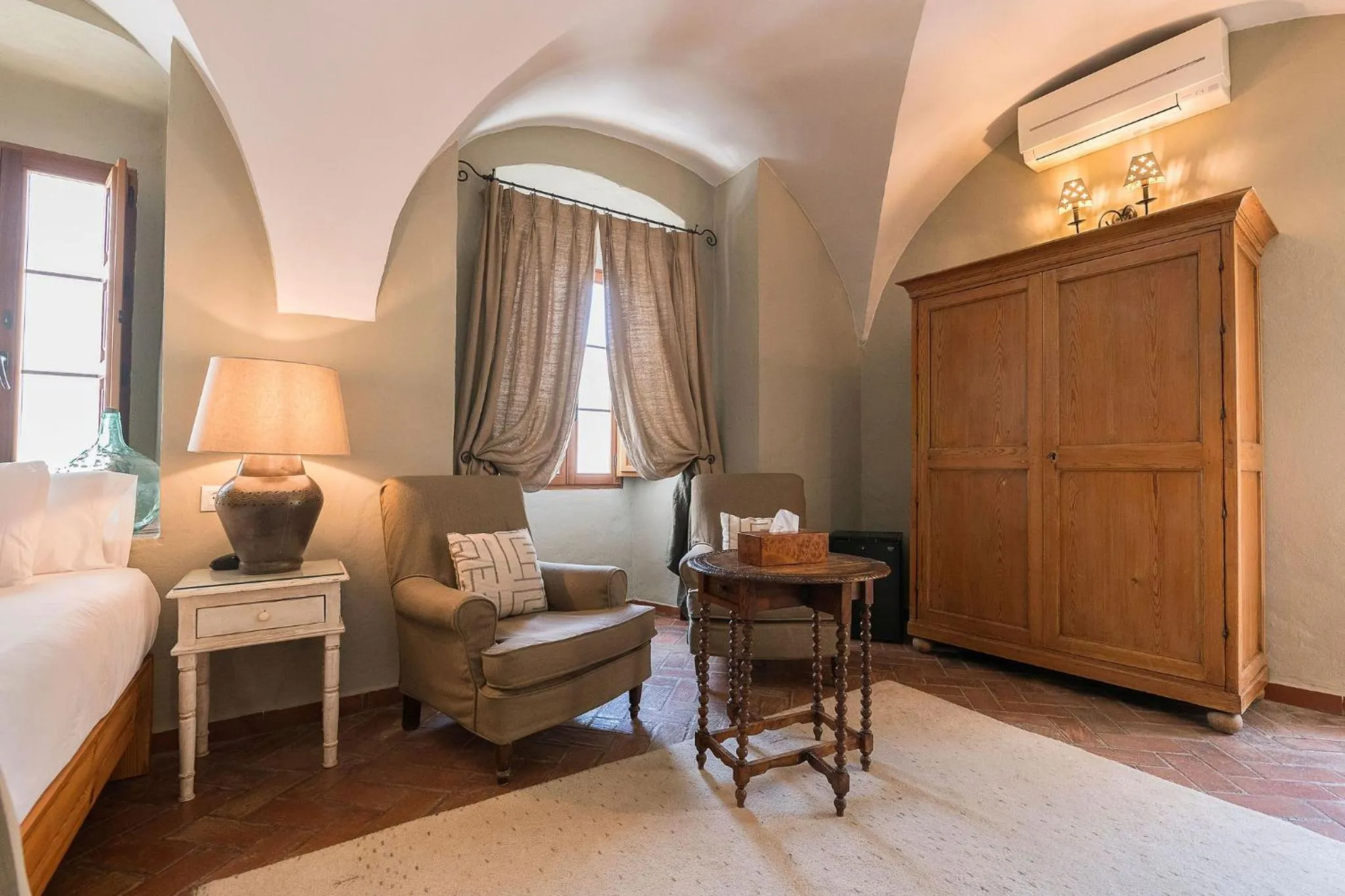 Bedroom in Hotel La Casa del Califa