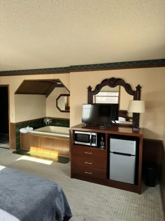 Bed in Fenway House Hotel