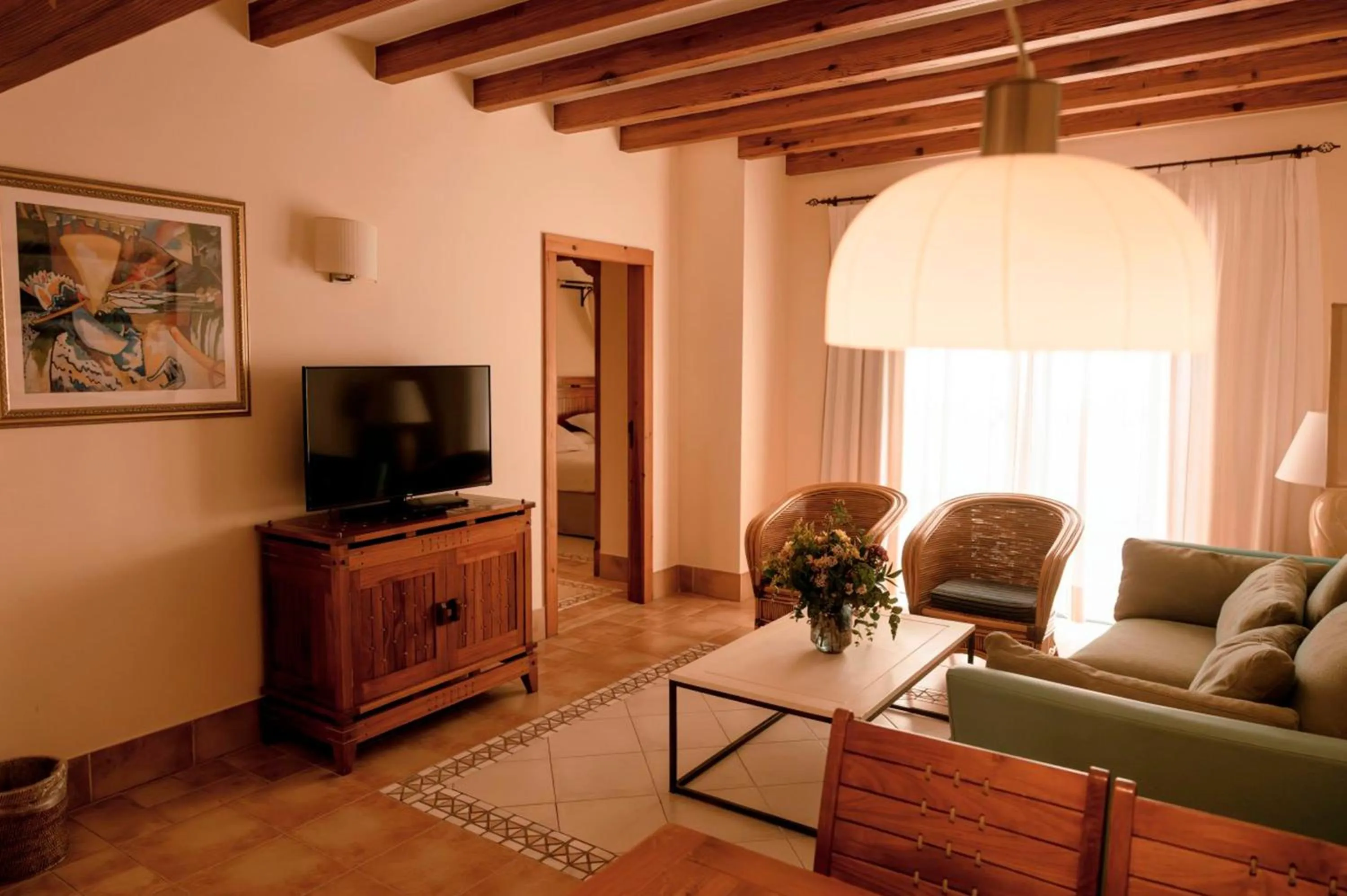 TV and multimedia in Princesa Yaiza Suite Hotel Resort