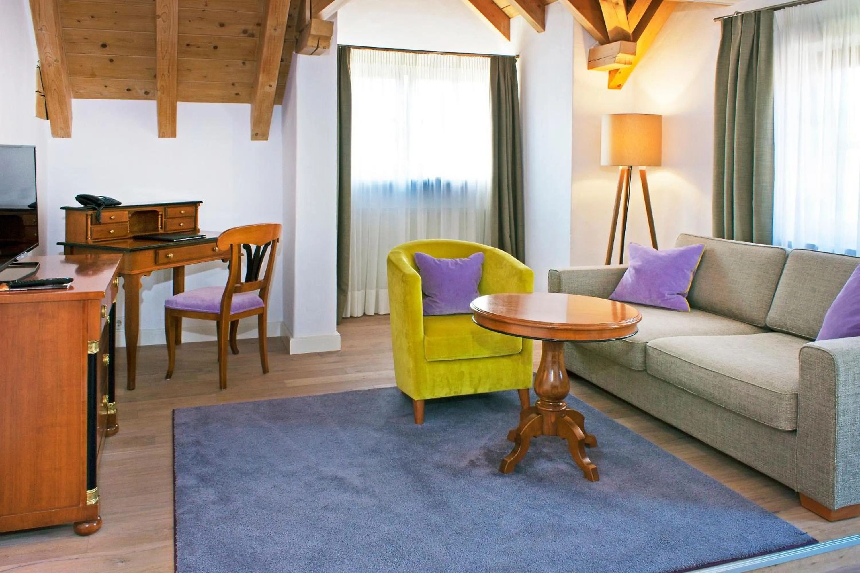 Living room in Hotel Bayerischer Hof