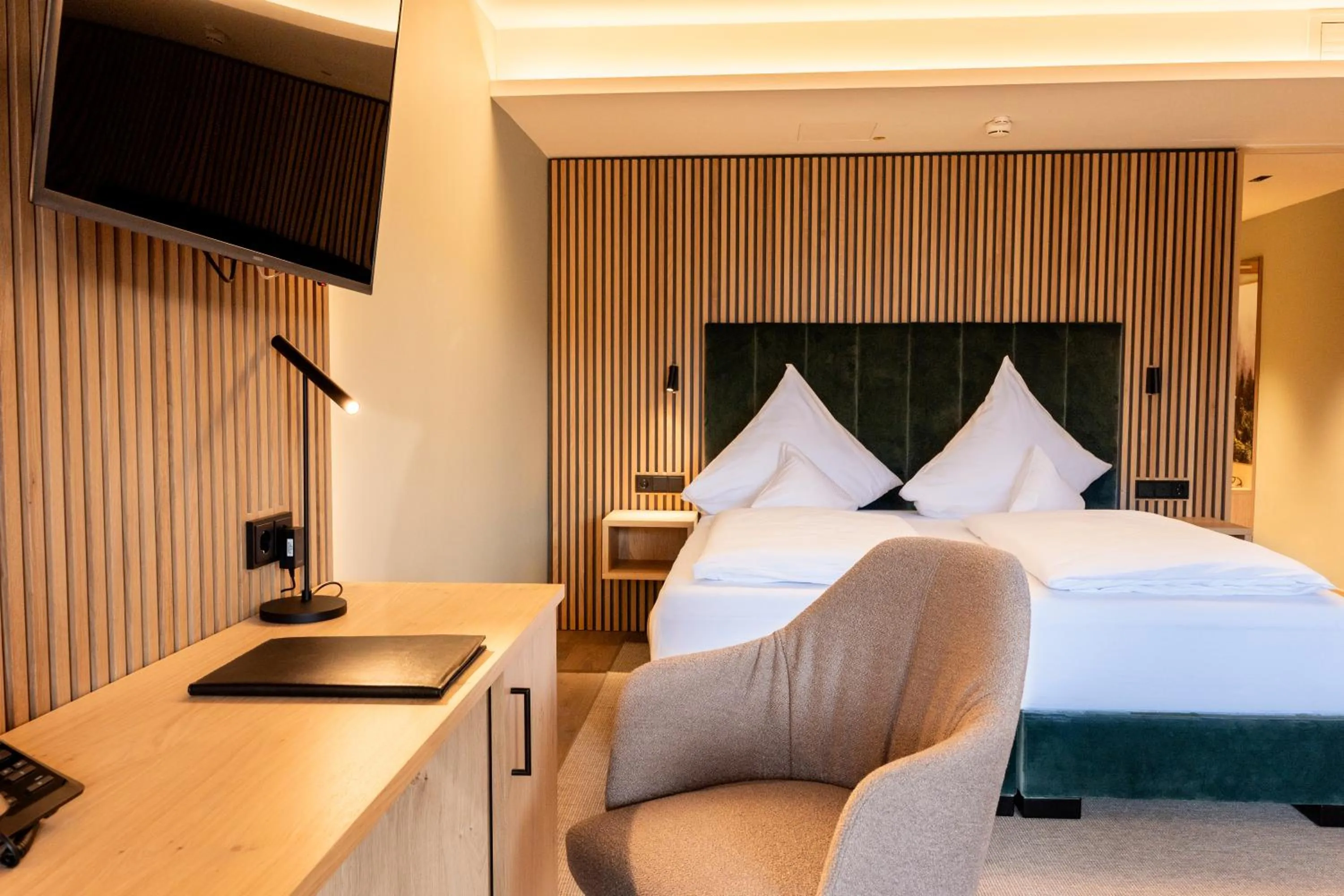 Bed in Hotel Bayerischer Hof