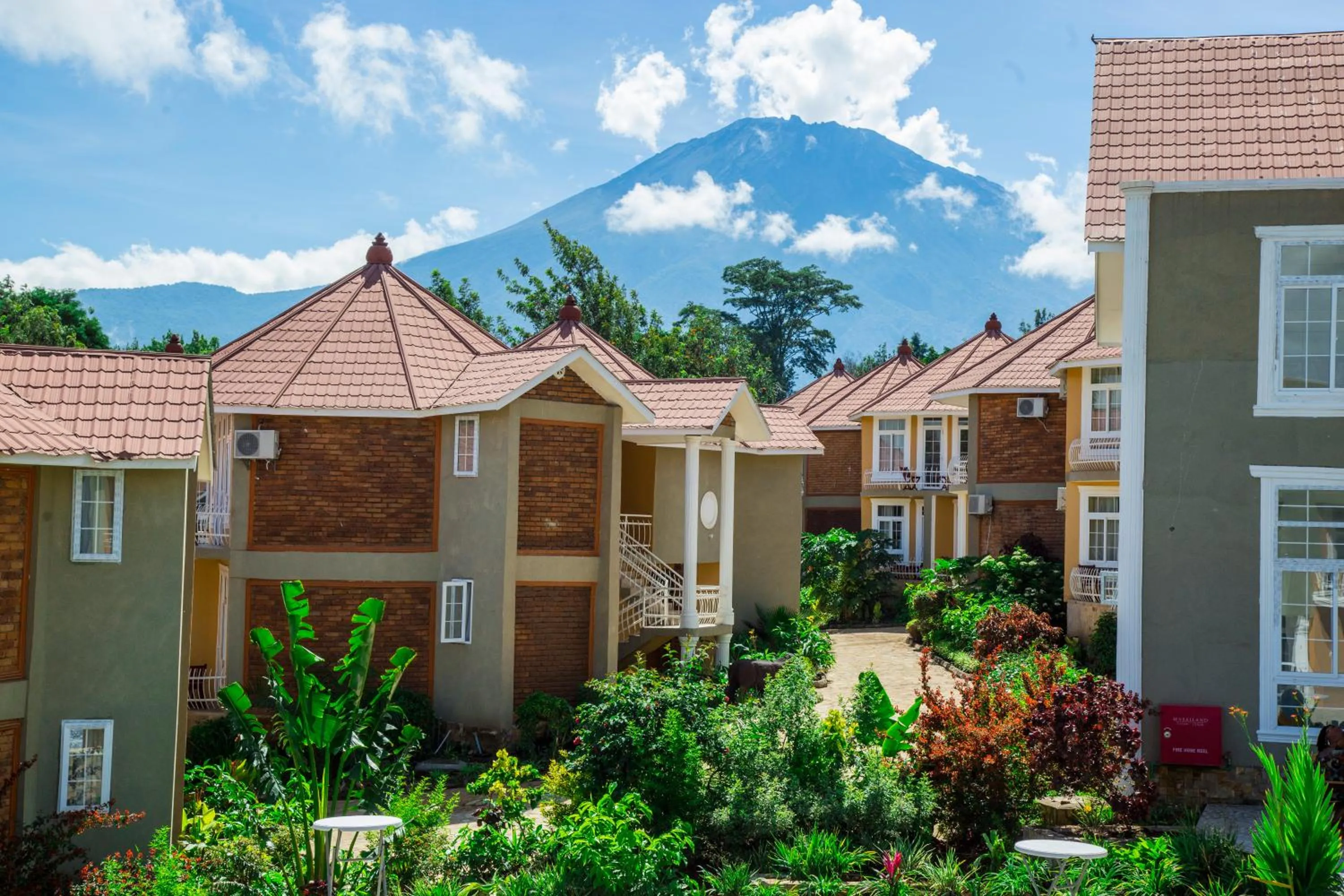 Property building in Masailand Safari Lodge