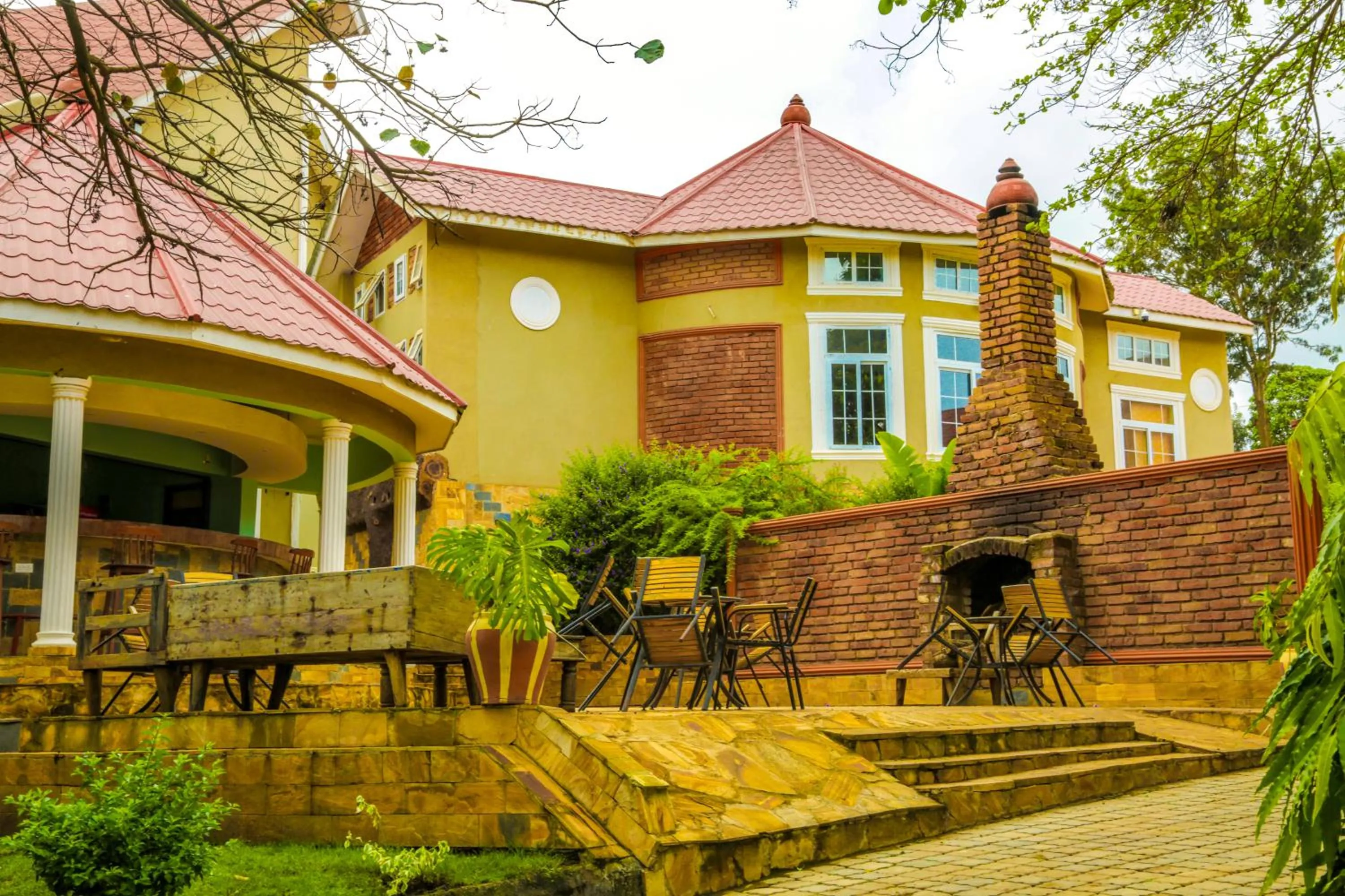 Property building in Masailand Safari Lodge