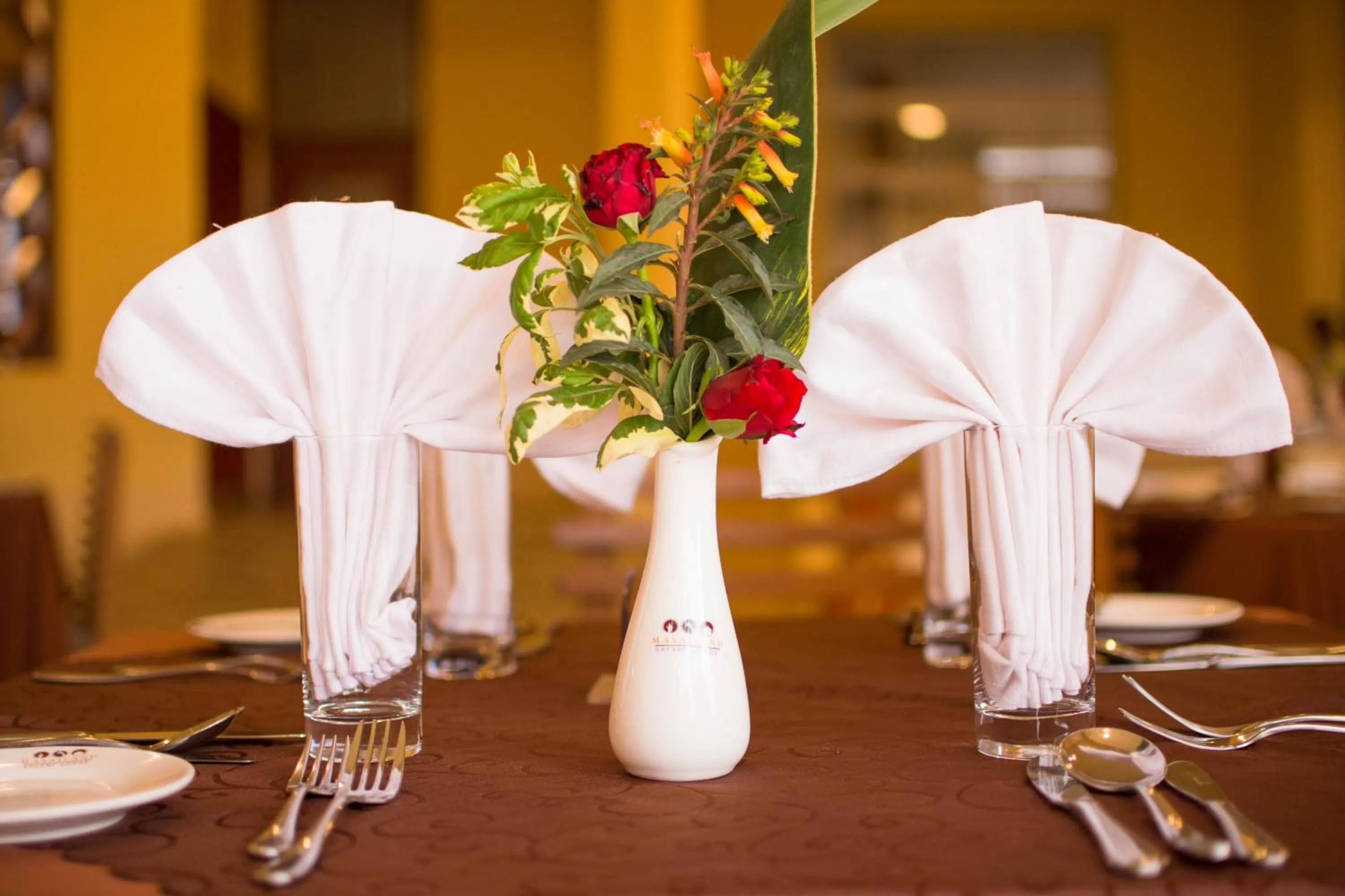 Restaurant/places to eat in Masailand Safari Lodge