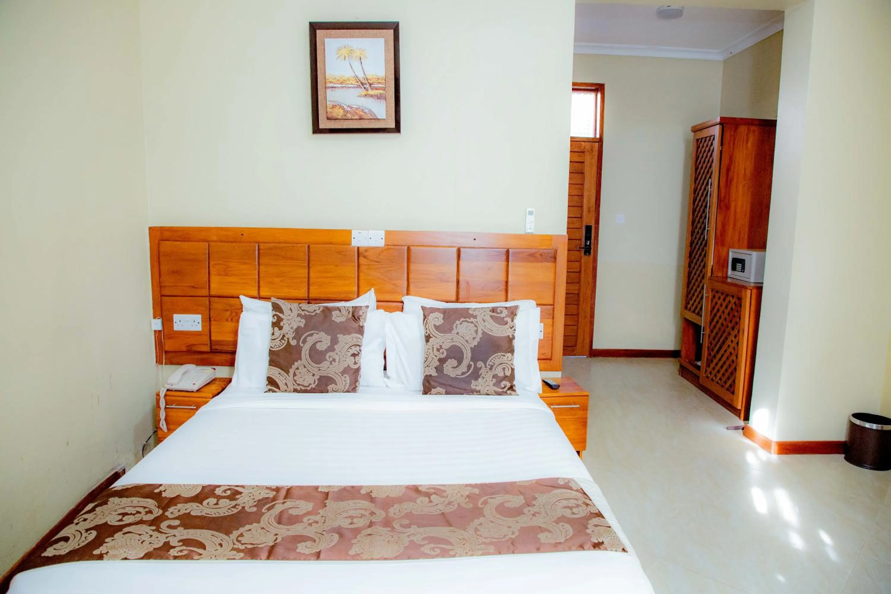 Bed in Masailand Safari Lodge