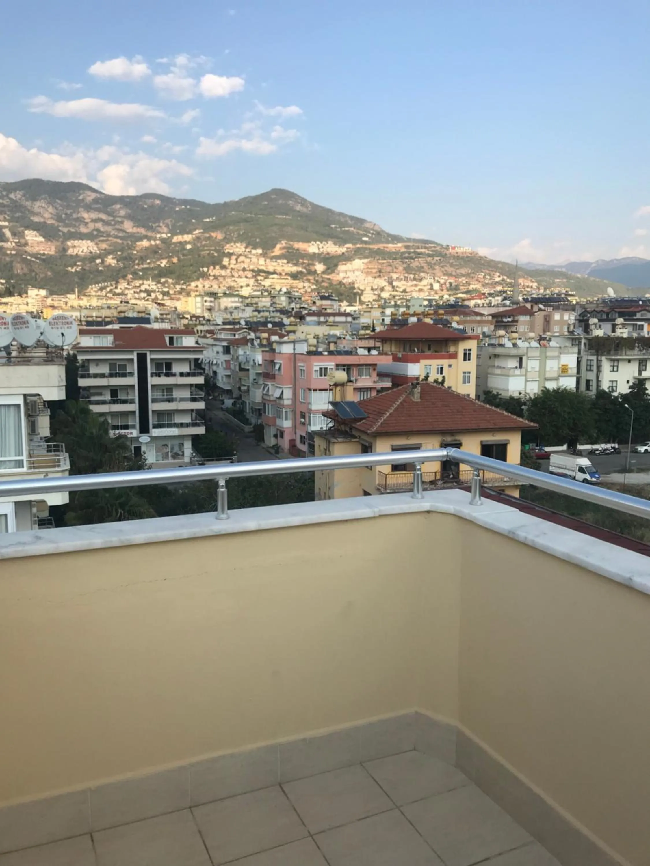 Mountain view in Serendi Apart Hotel