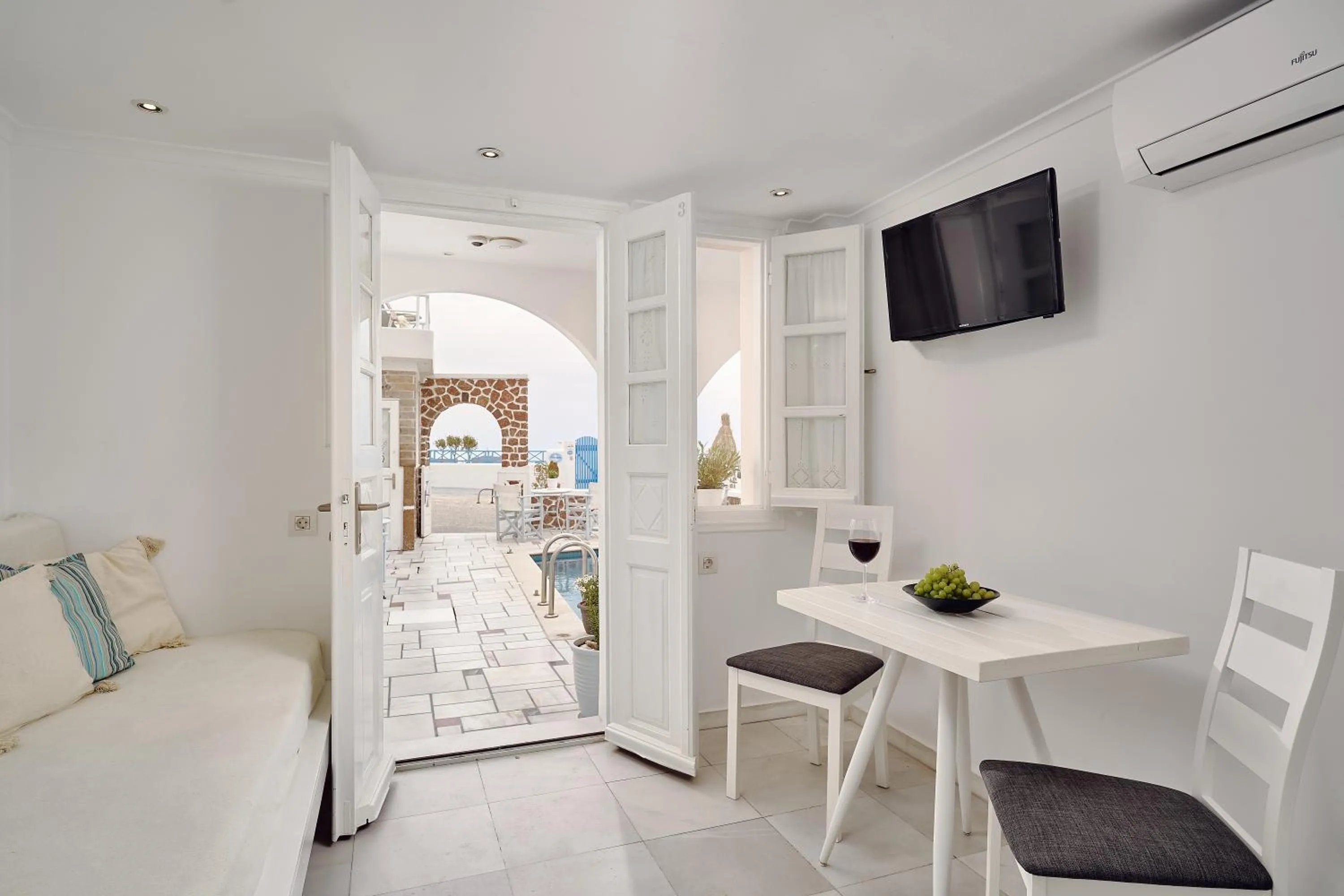 Seating area in Merovigliosso