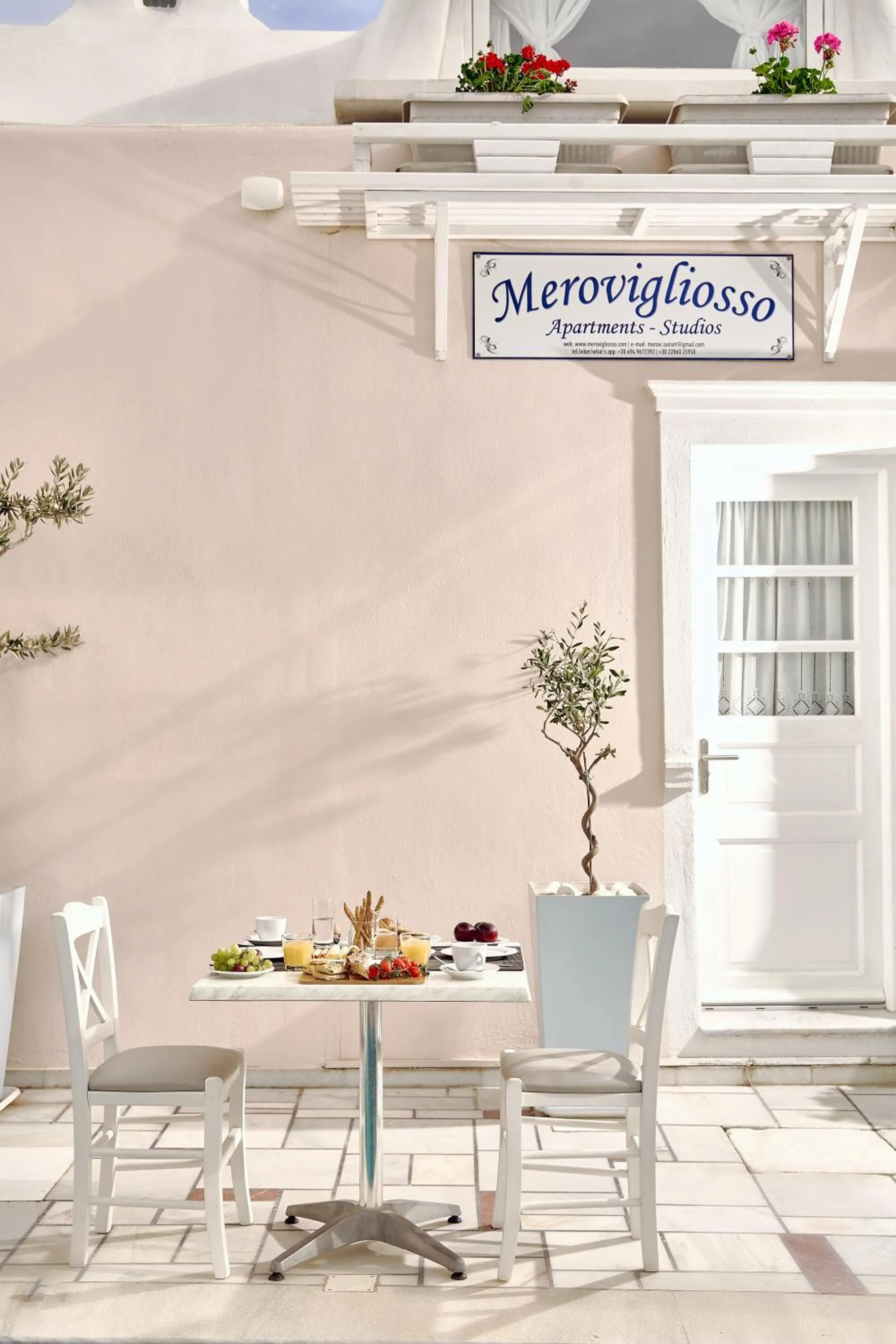 Property building in Merovigliosso