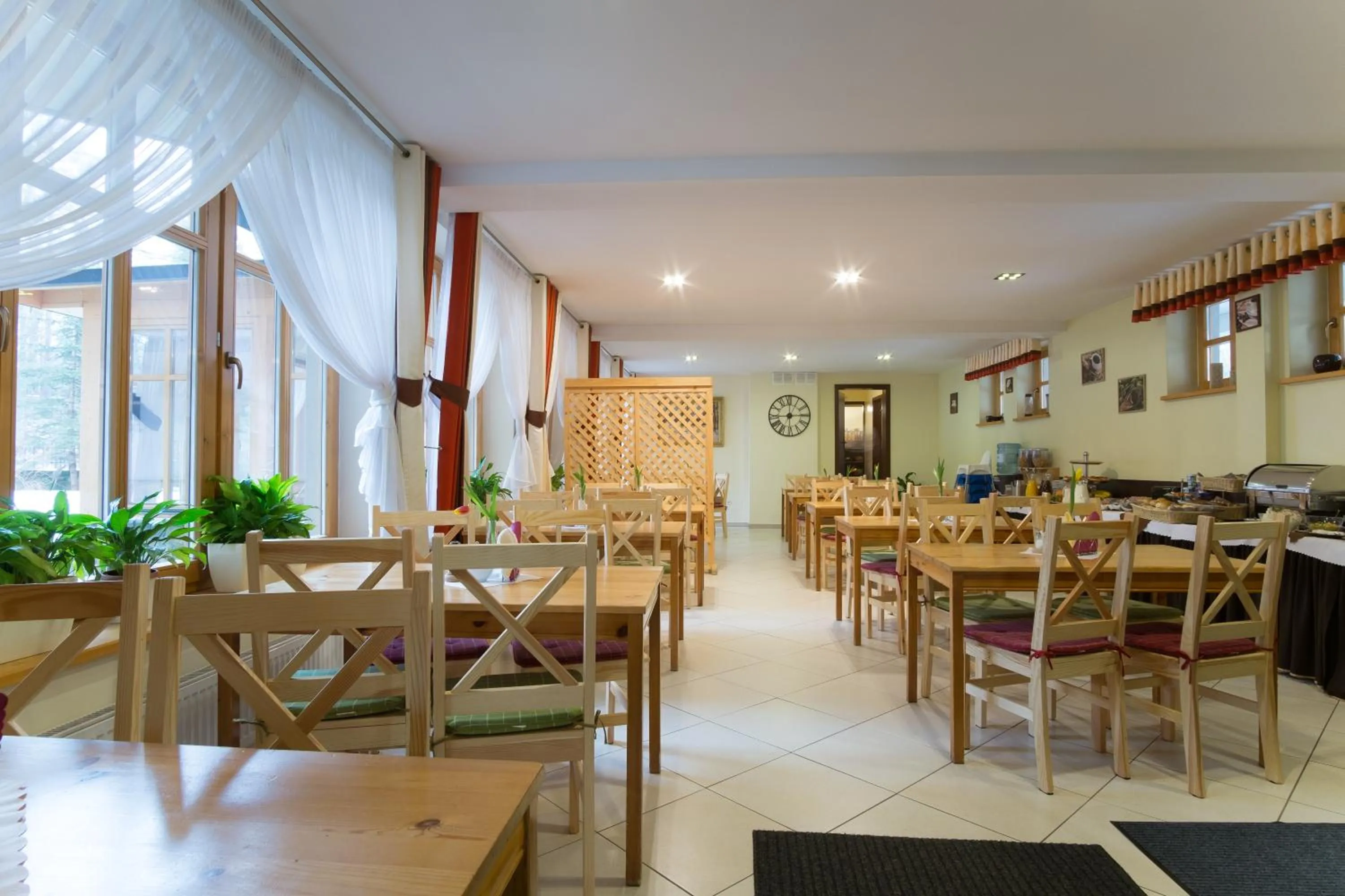 Restaurant/places to eat in Aparthotel Bellamonte