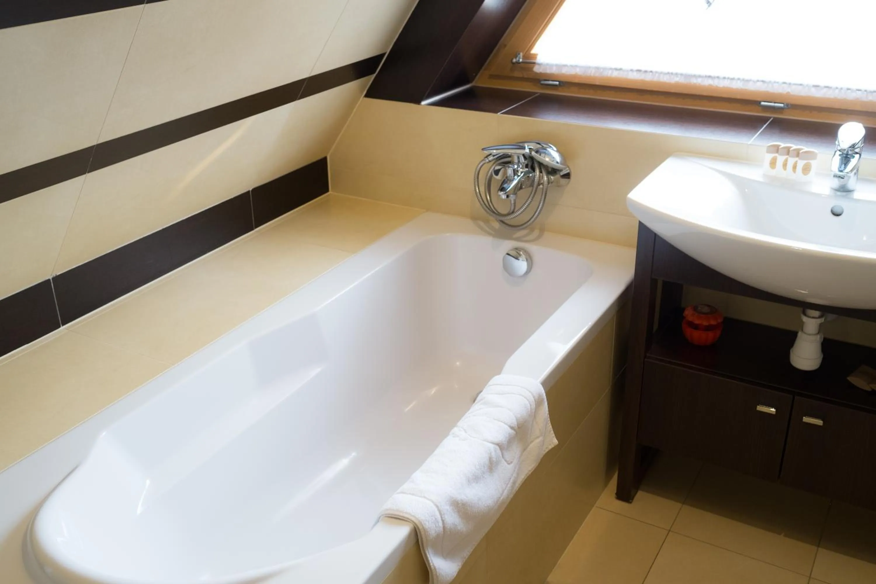 Bathroom in Aparthotel Bellamonte