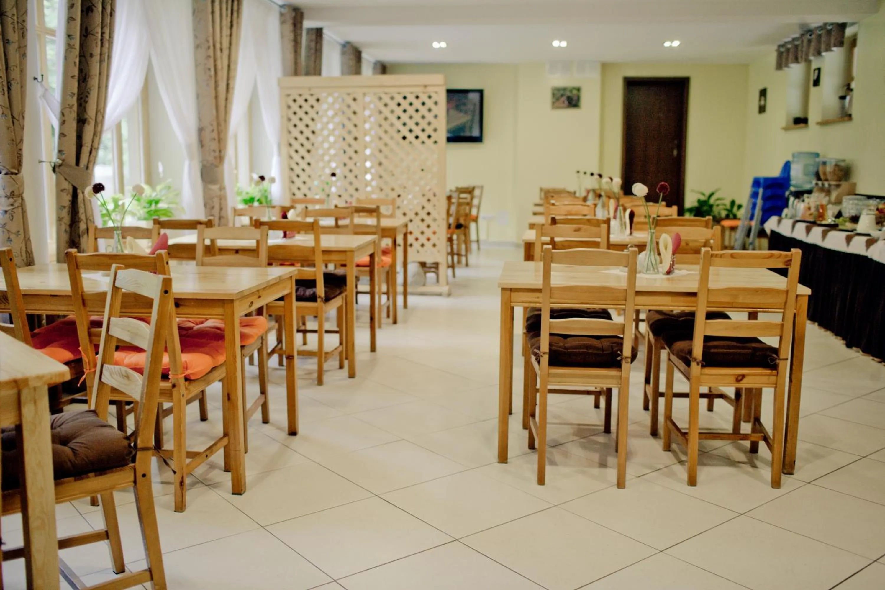 Restaurant/places to eat in Aparthotel Bellamonte