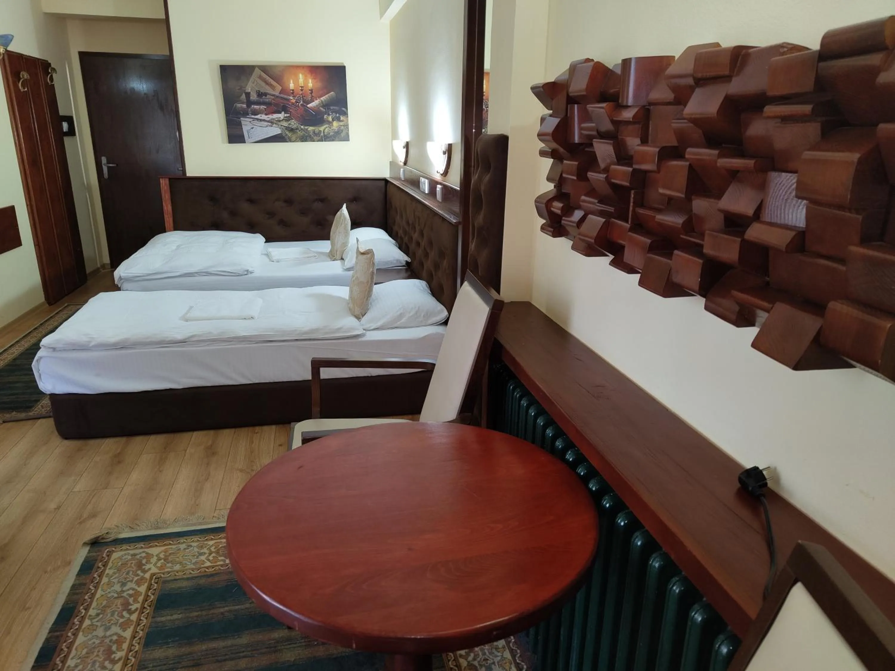 Bed in Hotel Kapistec Skopje