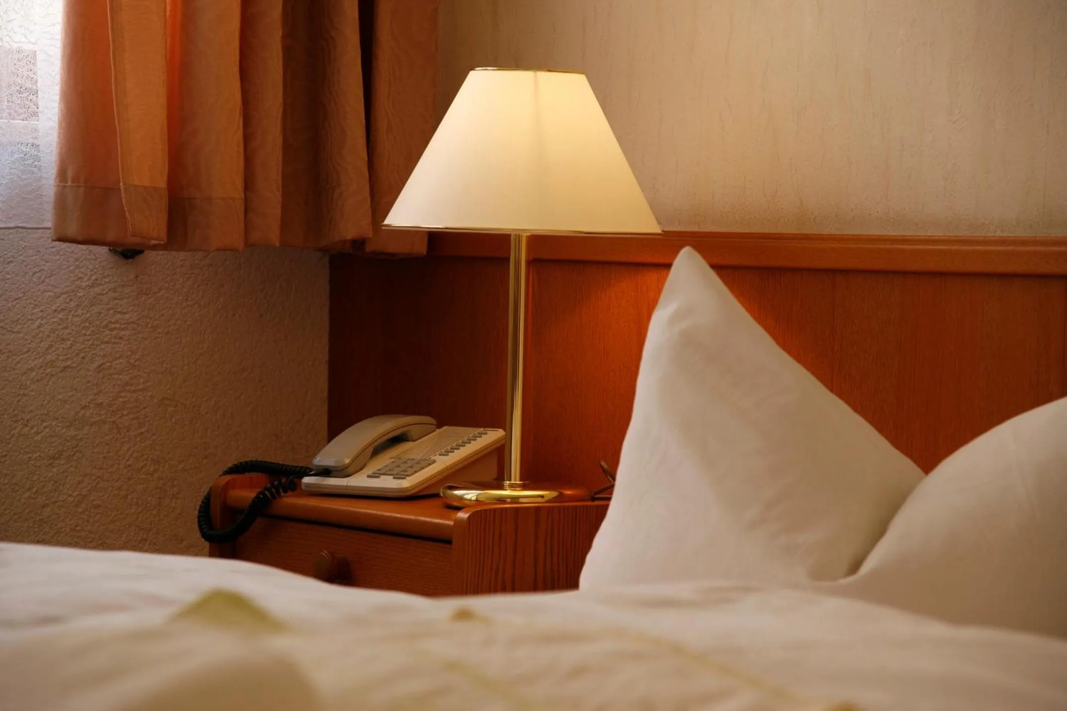 Other, Bed in Hotel Zum Kanzler