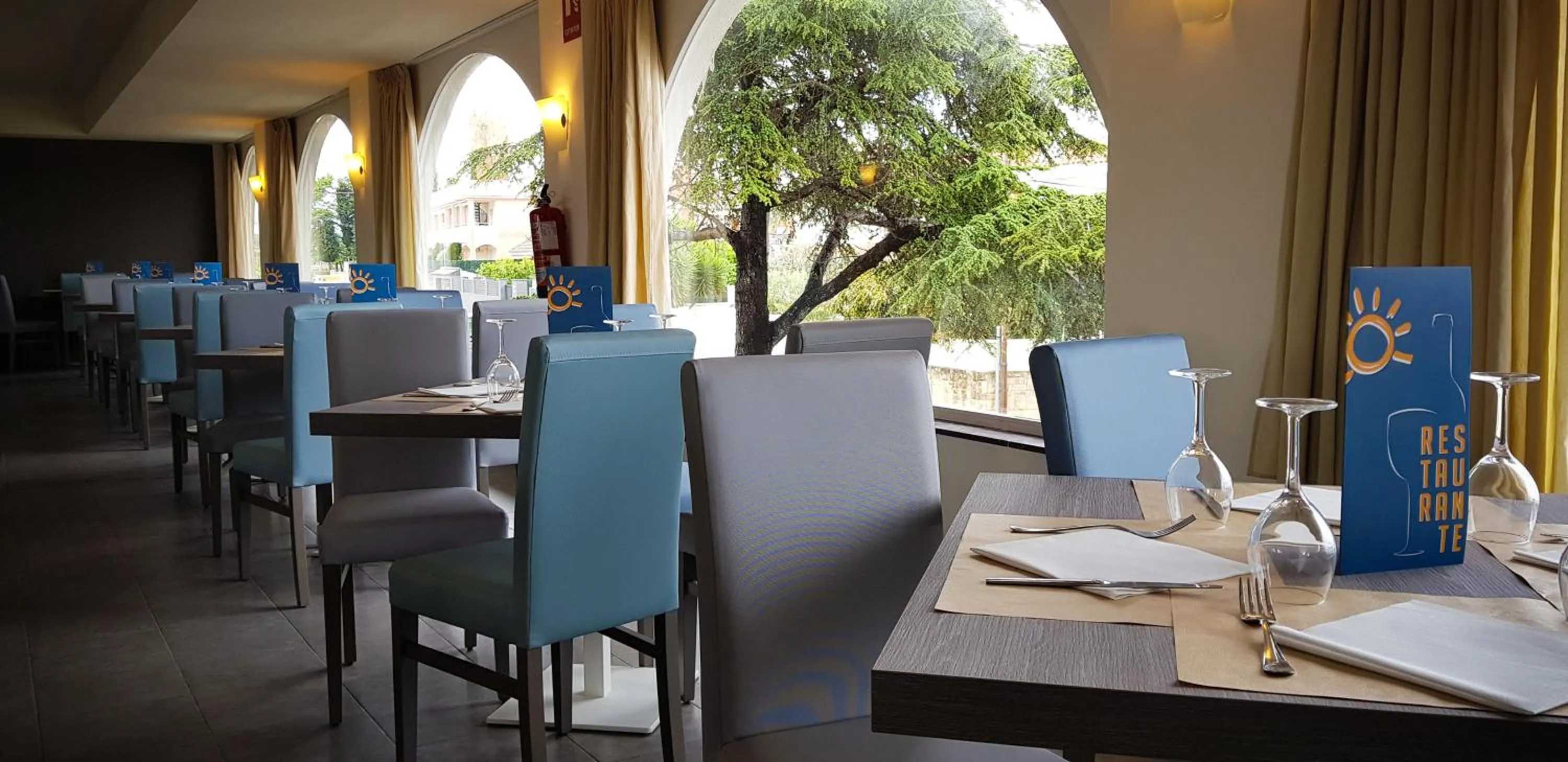 Restaurant/Places to Eat in Ohtels San Salvador